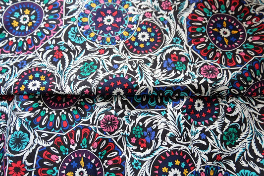 Vera Bradley Medallion Cotton — 1.6 yd