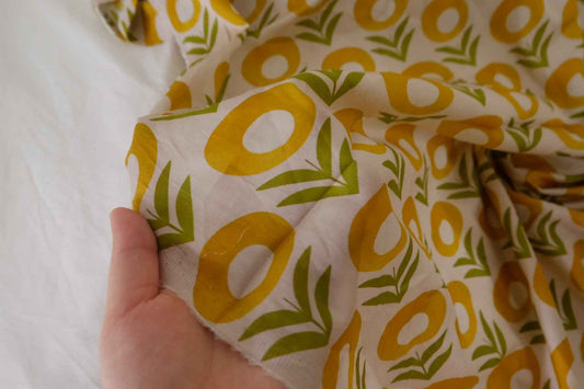 Mustard Mod Floral 80s Cotton Sateen – 3.3 yd