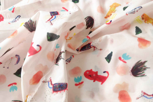 Whimsical Cotton Fabric, Silky Lightweight 80s Cotton, 3.28 Yards