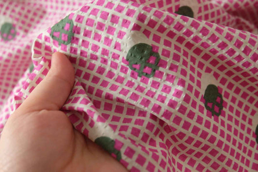 Pink Bubble-Textured Salt-Shrunk Cotton – 2.2 yd