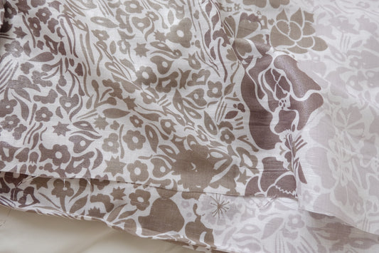 Silver Thread Border Print Linen Fabric - 2.2 yd