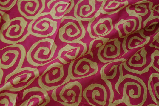 Fuchsia Spiral Print Cotton Lawn – 3 yd