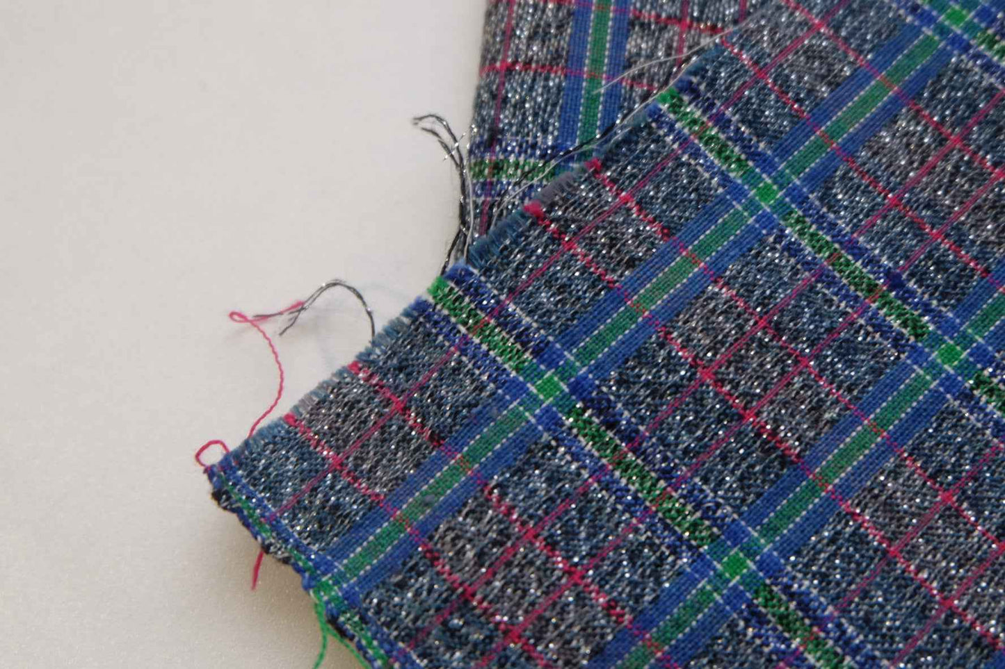 A016 Silver Frost Snowfeather Tǔbù - 43cm Width | Pre - Washed | 50cm Minimum Cut - BUBBO