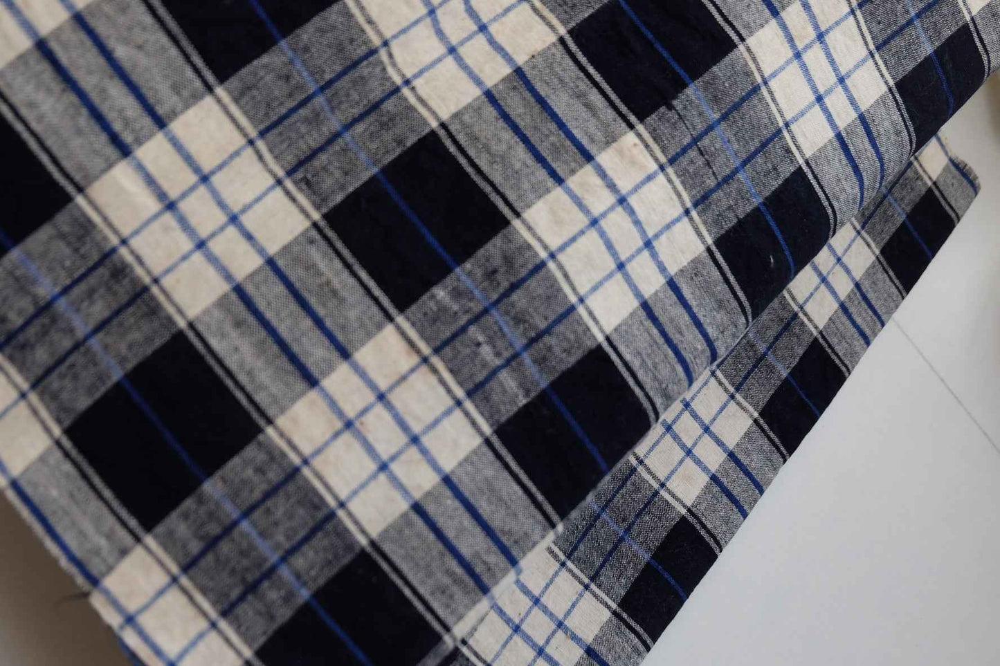 Blue - Accented Graph Check Tǔbù - Vintage Grid Pattern Fabric - BUBBO