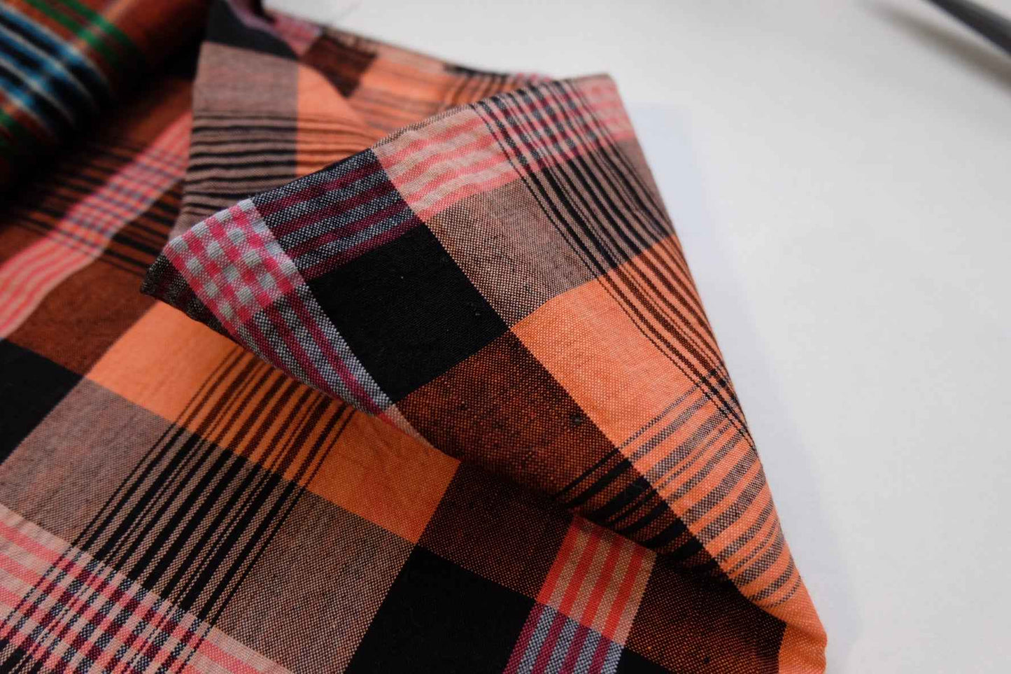 The Northern Chroma Set: A Trio of Bold Harmony - BUBBO