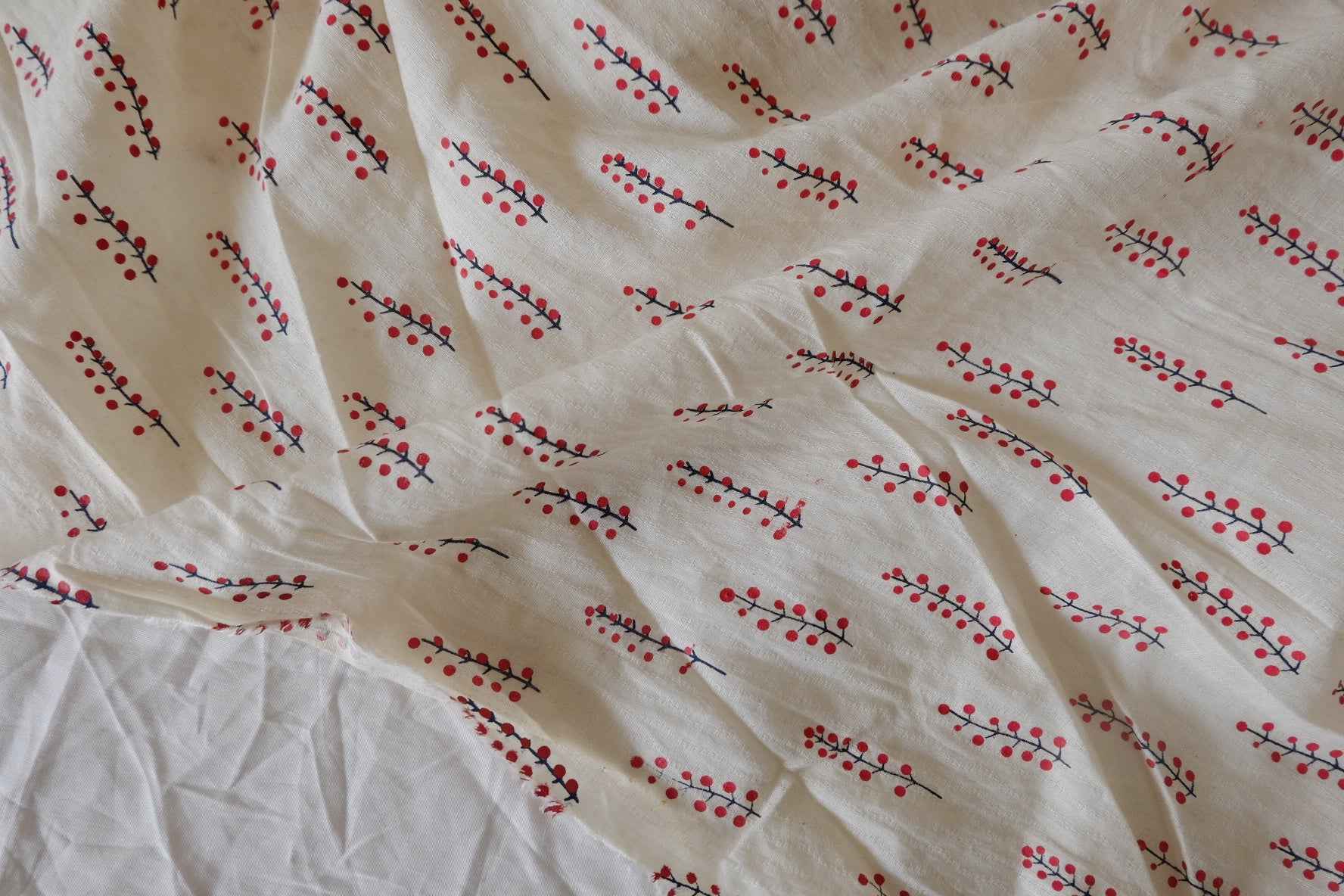 Red Berry Sprigs Lightweight Cotton Linen Fabric — Imperfect, 3.28 Yards