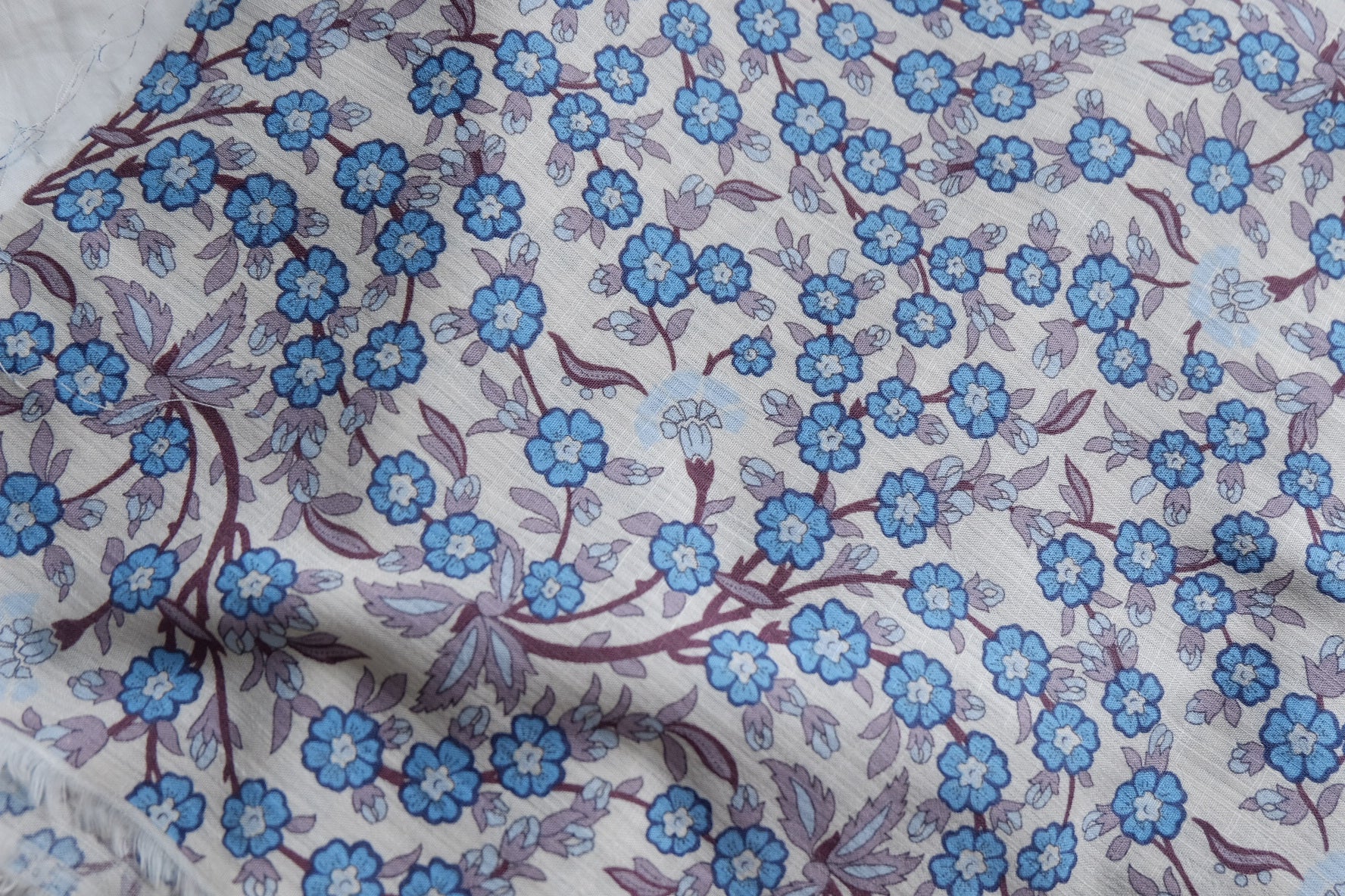 Blue Vine Floral Linen Cotton – 2.2 yd