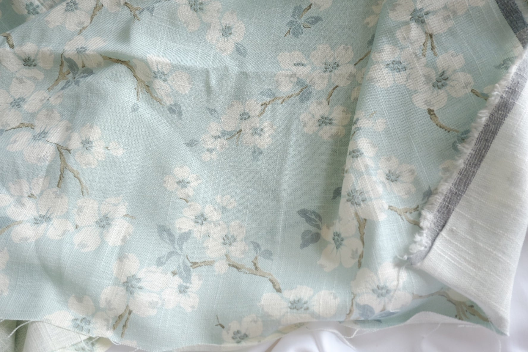 Pale Blue Floral Heavyweight Linen Fabric - 1.64 yd
