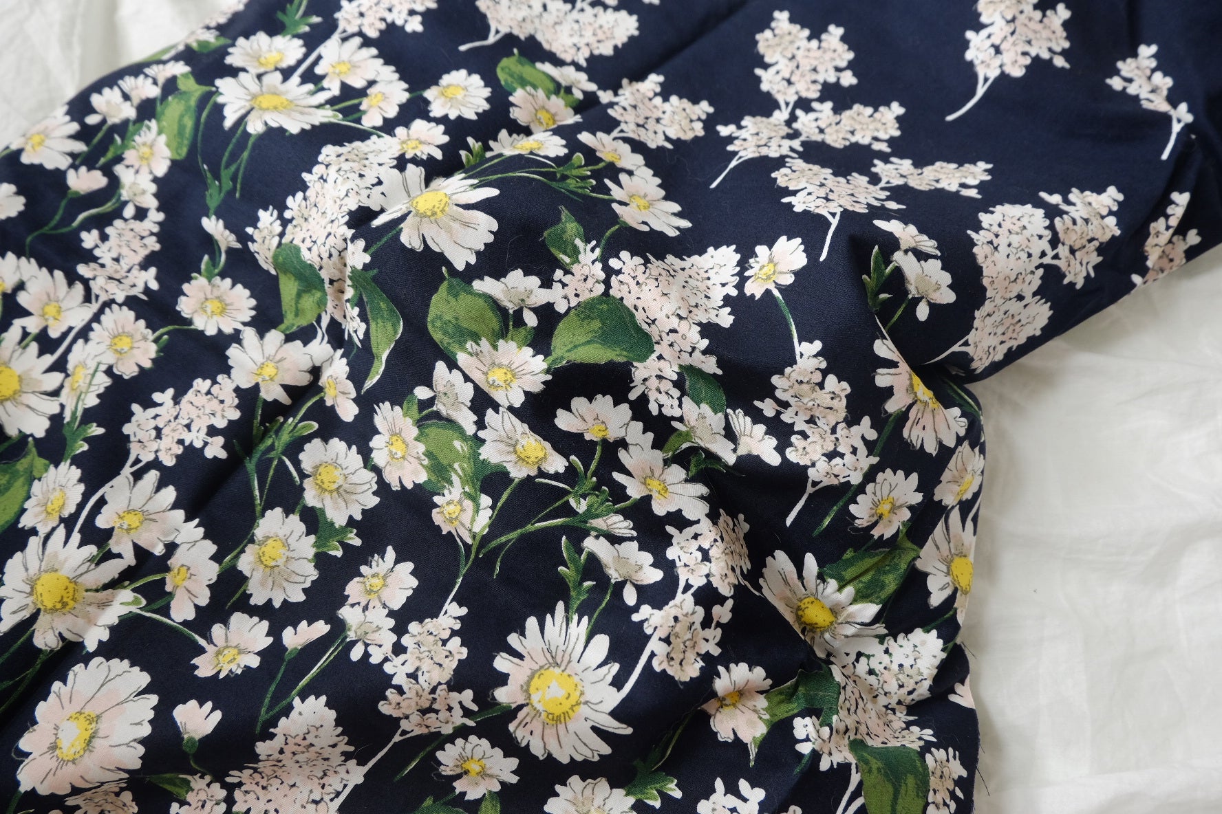 Navy Daisy Border Print Cotton Poplin Fabric - 2.19 yd