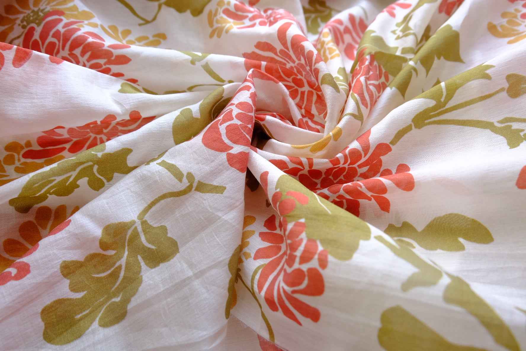 Chrysanthemum Tencel Linen Sheer Fabric - 2.95 yd