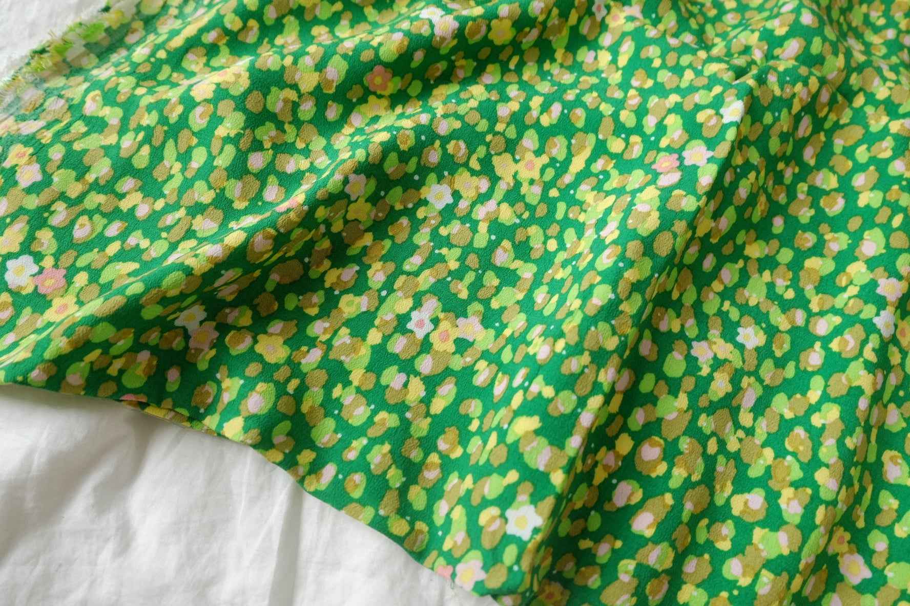 Green Retro Meadow Viscose Fabric - 1.64 Yards