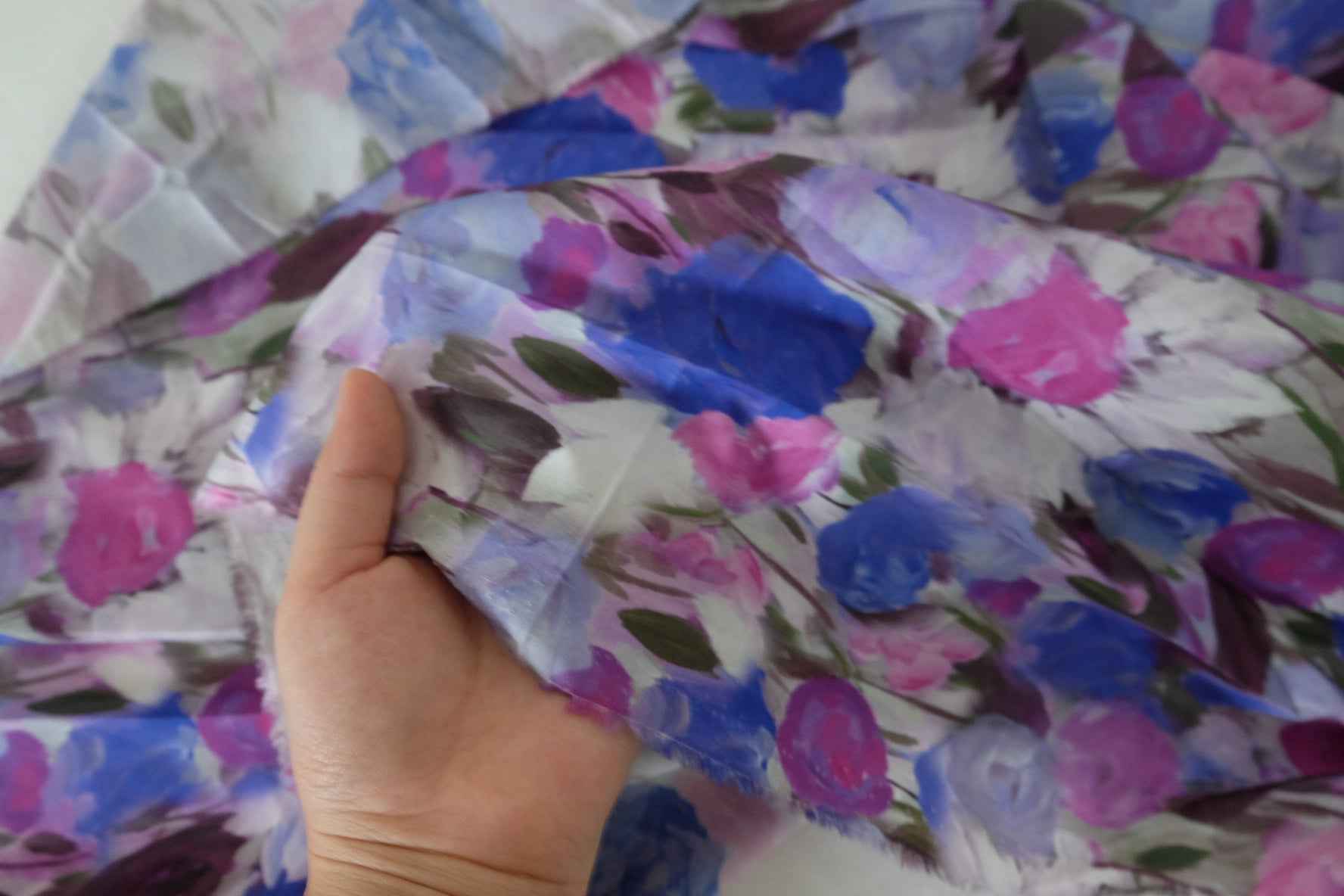 Blue Pink Painterly Floral Cotton Poplin Fabric - 3.3 yd