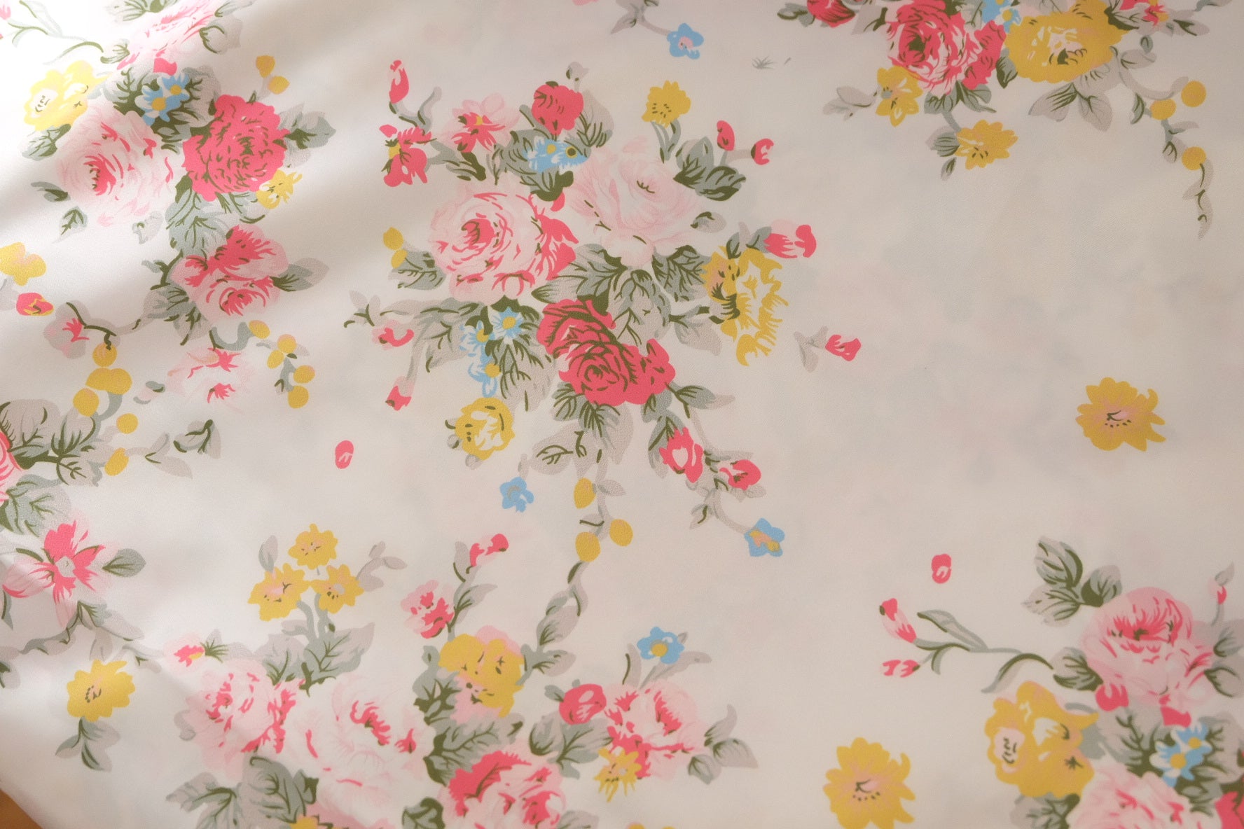 Vintage Bouquet Stretch Poly Cotton Satin – 3.3 yd