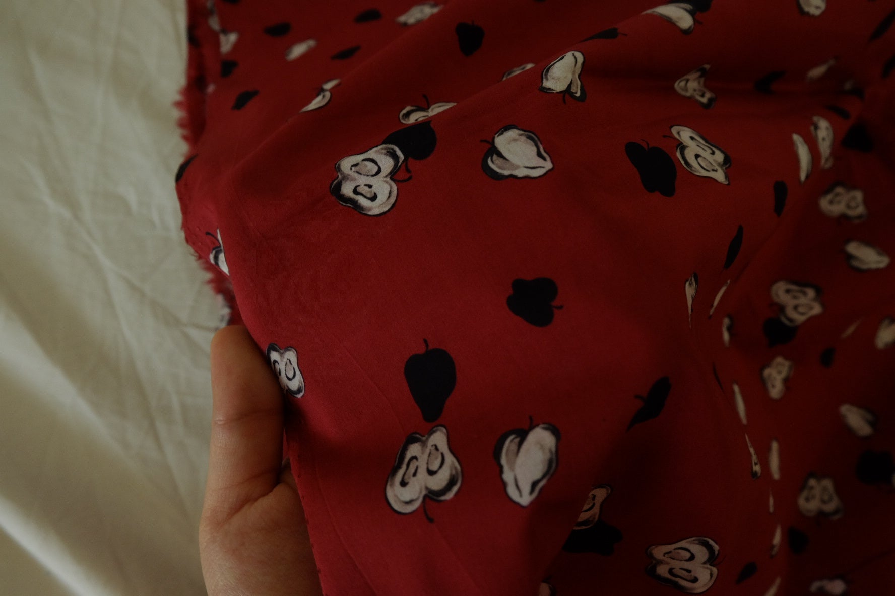 Red Apple Cotton Lawn Fabric – 2.3 yd