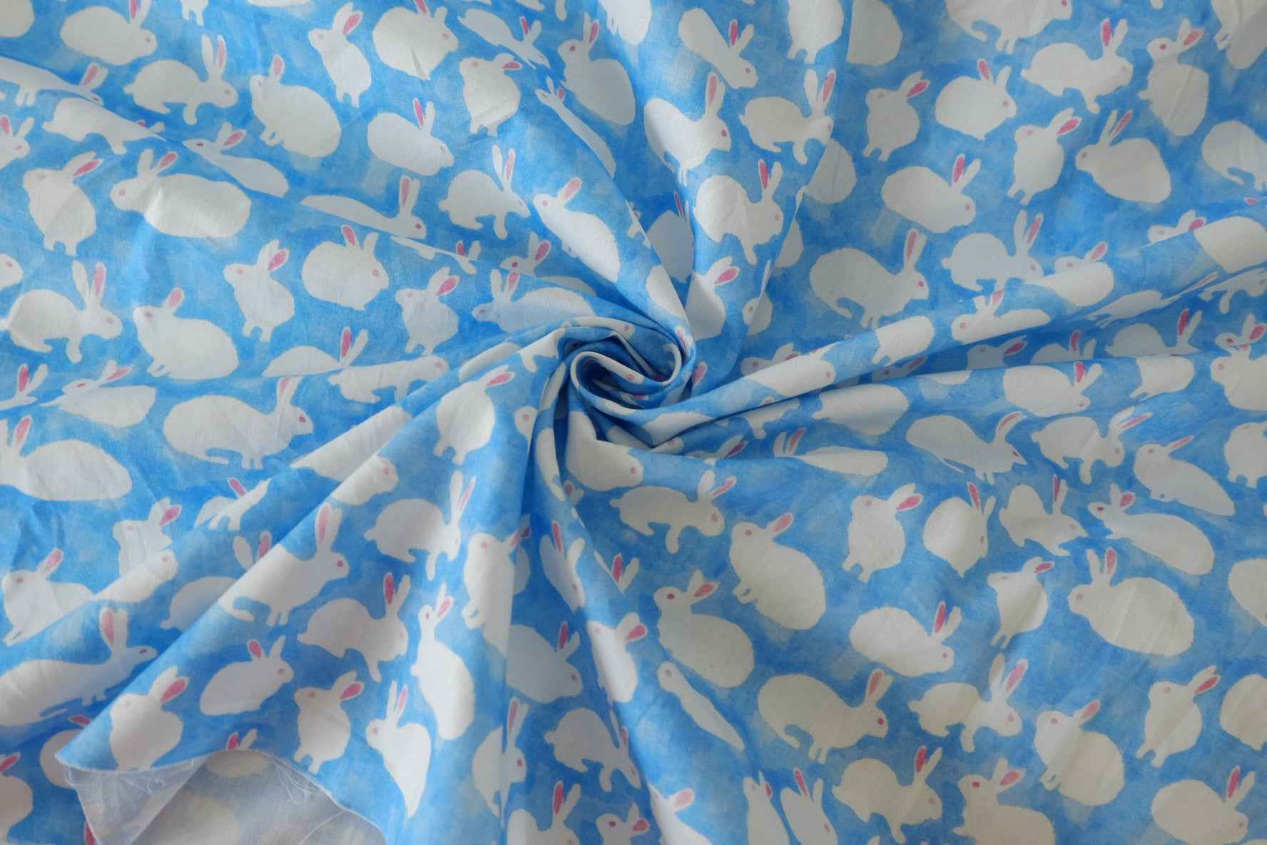 Blue Bunny 60s Cotton Poplin Fabric – 2.2 yd