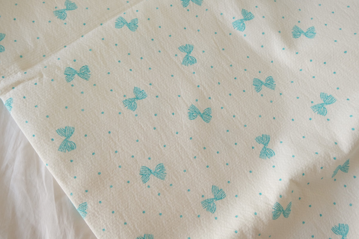 Mint Bows Textured Double-Faced Cotton – 2.19 yd
