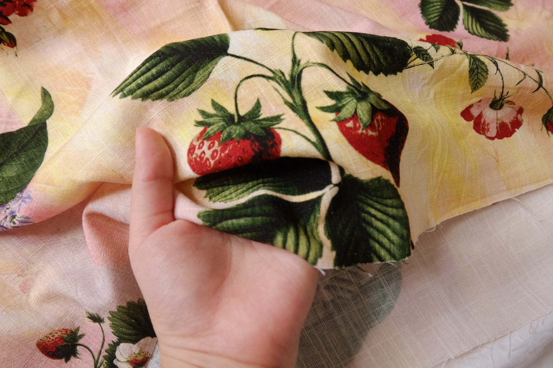 Countryside Garden Scenic Cotton Linen Fabric — 2.19 yd