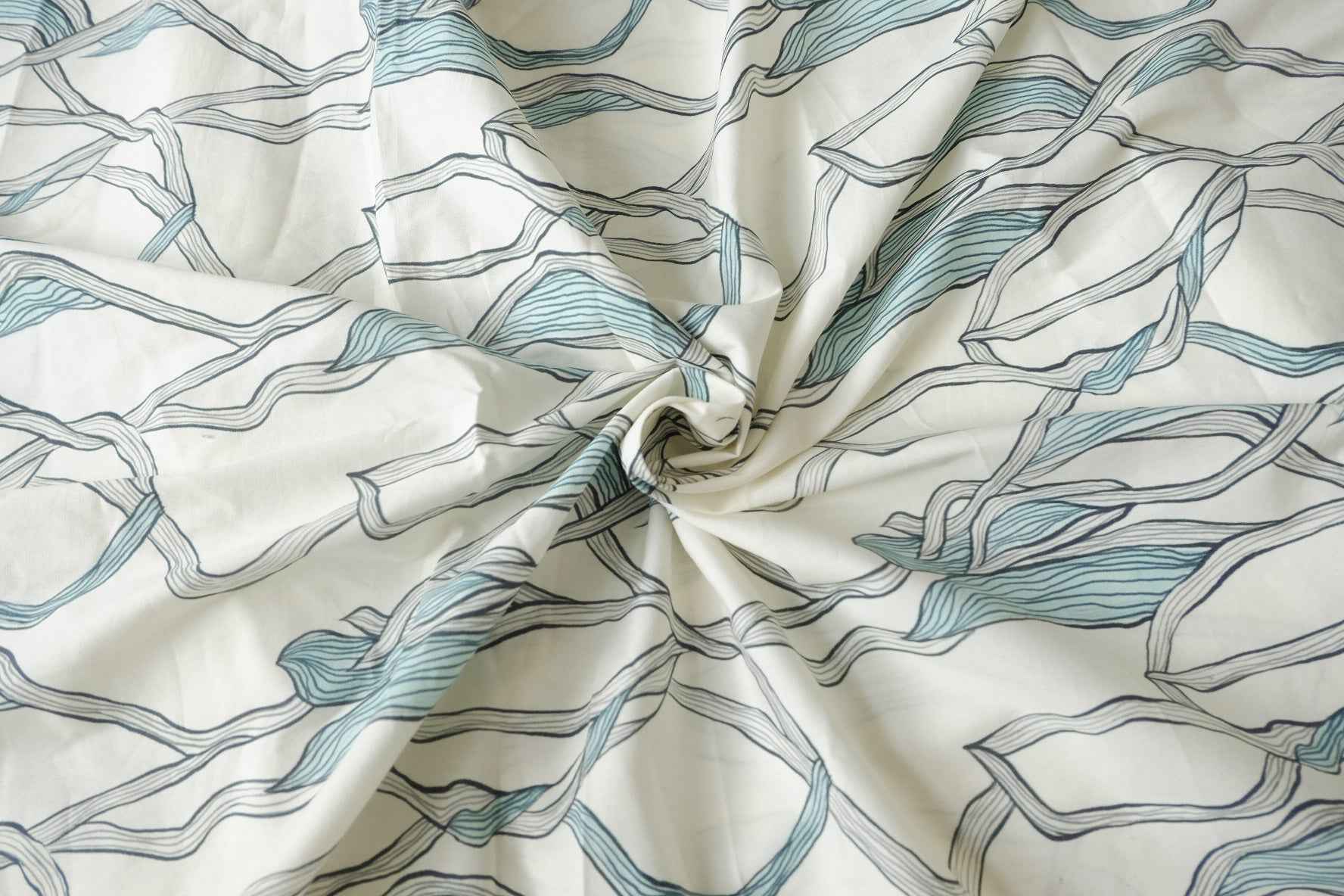 Abstract Botanical Stretch Cotton Poplin Fabric, Crisp Shirting Weight, 1.64 Yards