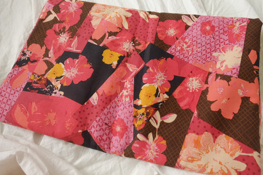 Showa-Inspired Patchwork Floral Linen Cotton Fabric, 3.28 Yards