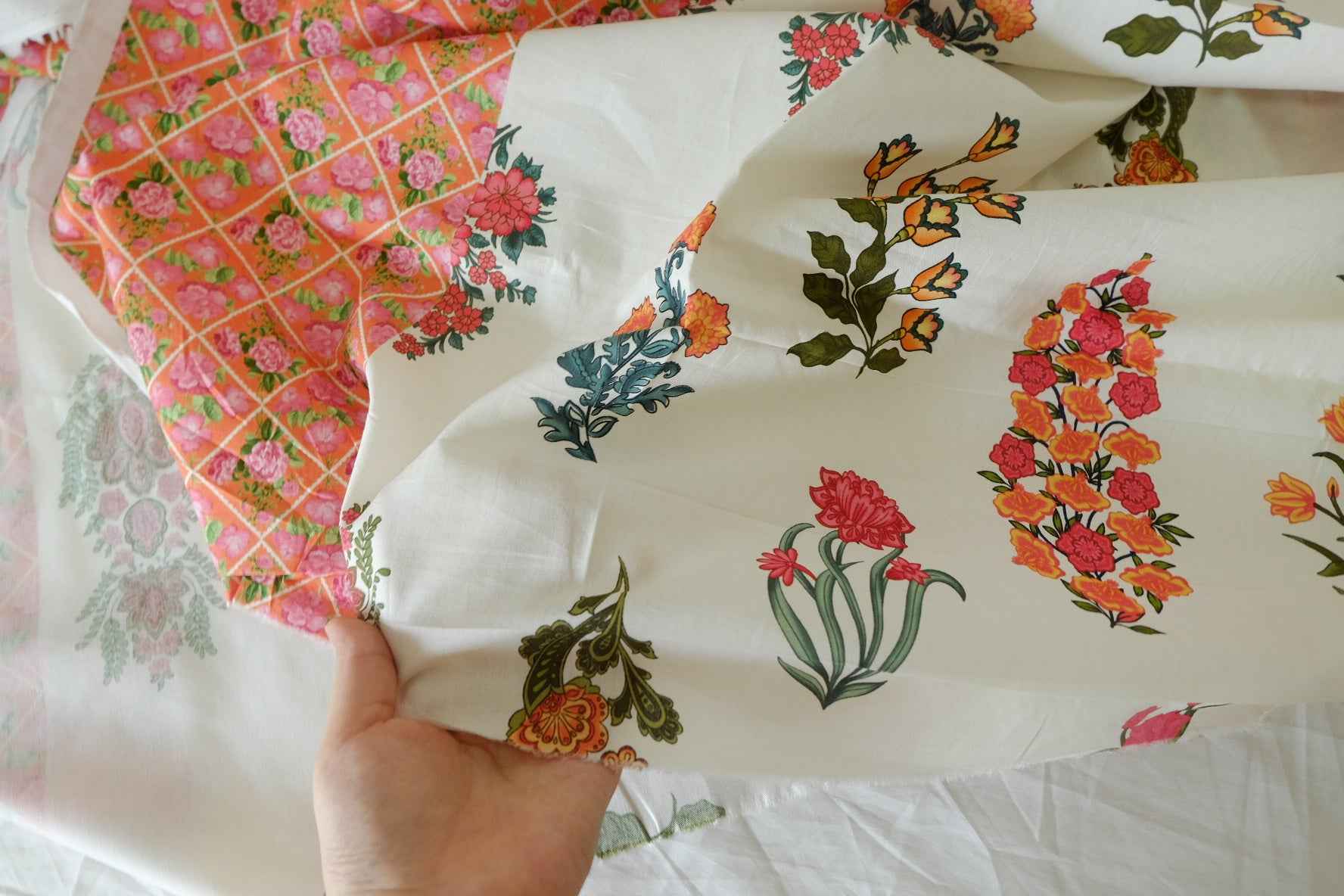 Border Floral Cotton Poplin — 3.28 yd