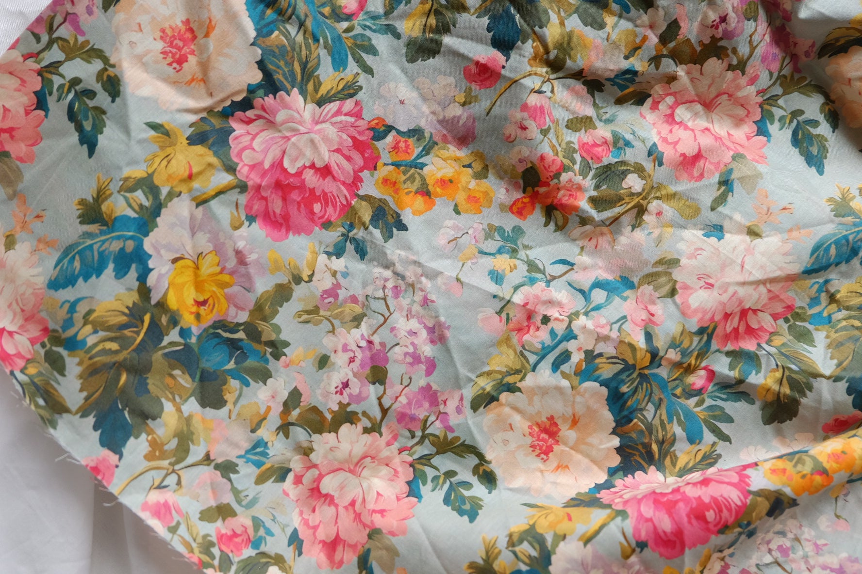 Vintage Garden Cotton Lawn – 1 yd