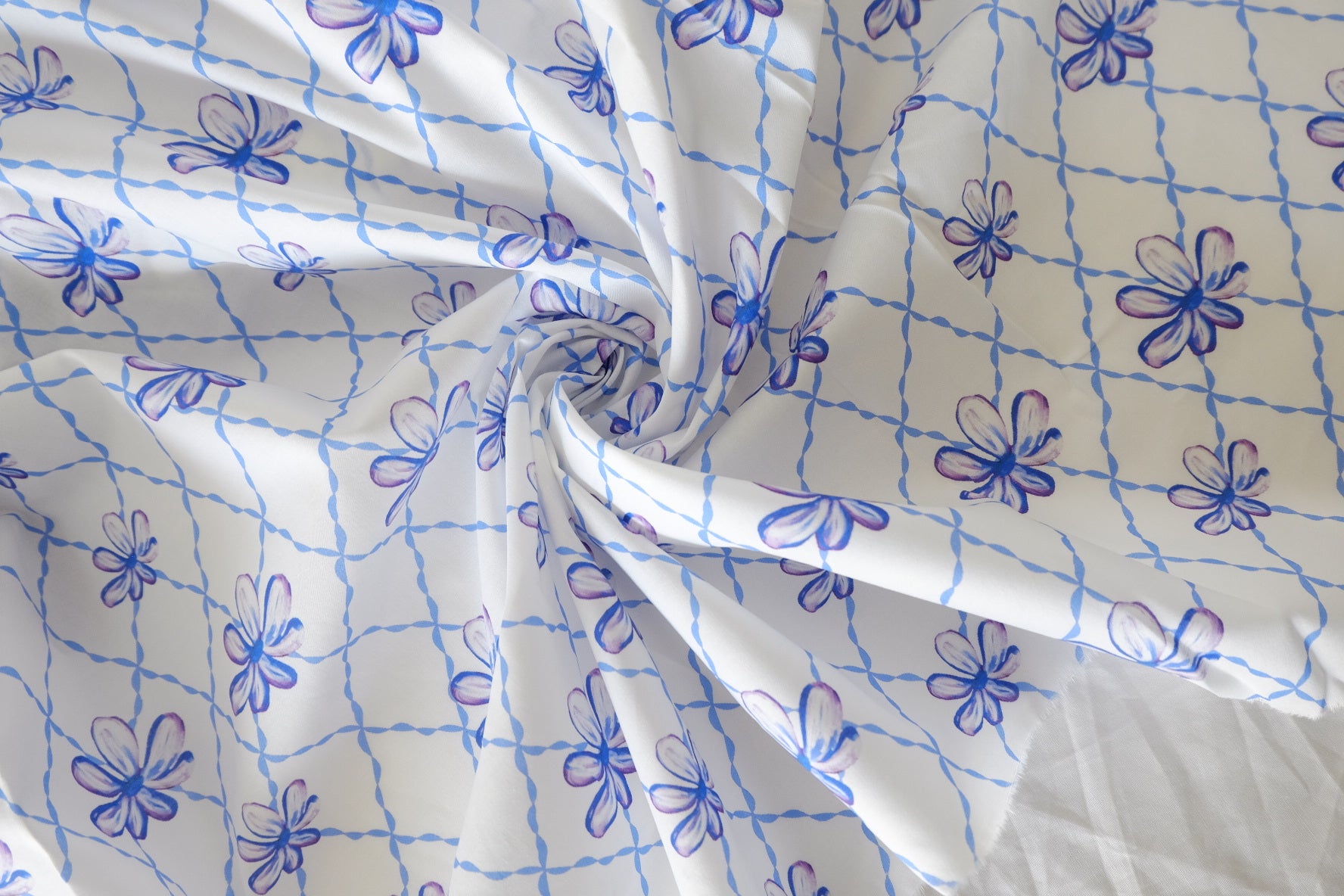 Blue Trellis Bloom Print Cotton Lawn Fabric – 2.52 yd Piece