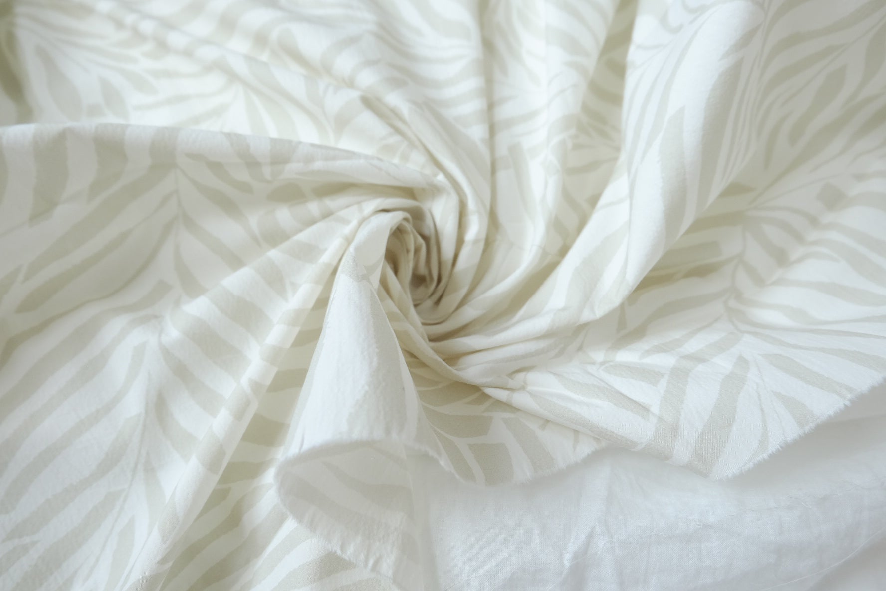Textured White Cotton Poplin, 2.2 Yards