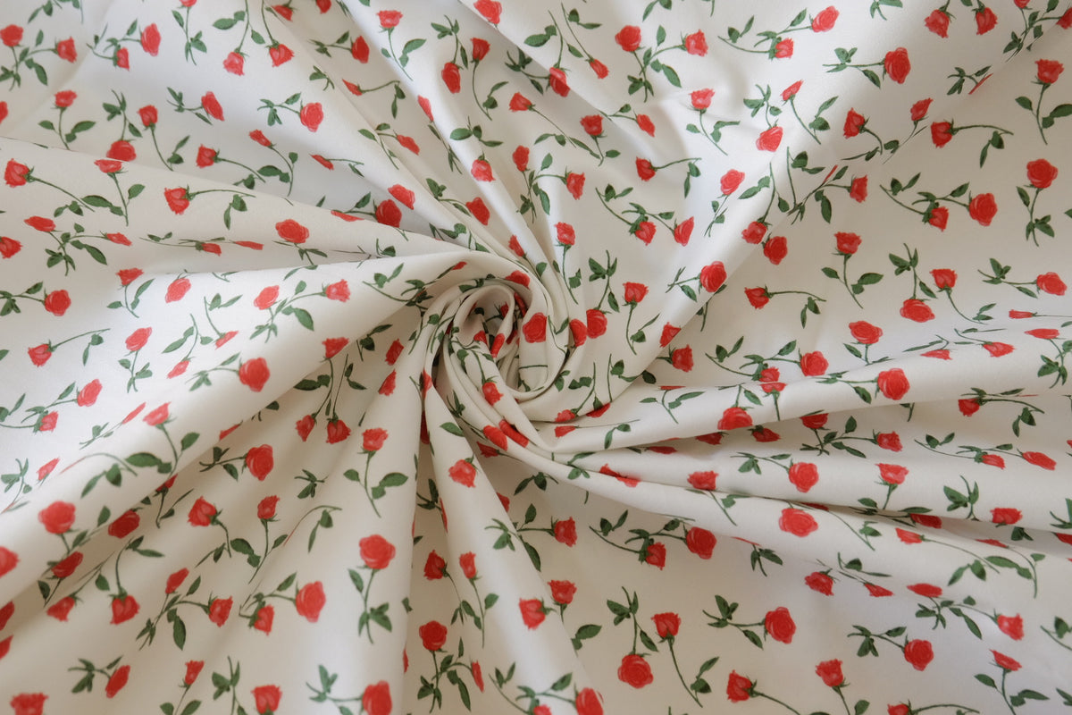 Little Red Roses Cotton Sateen – 2.19 yd