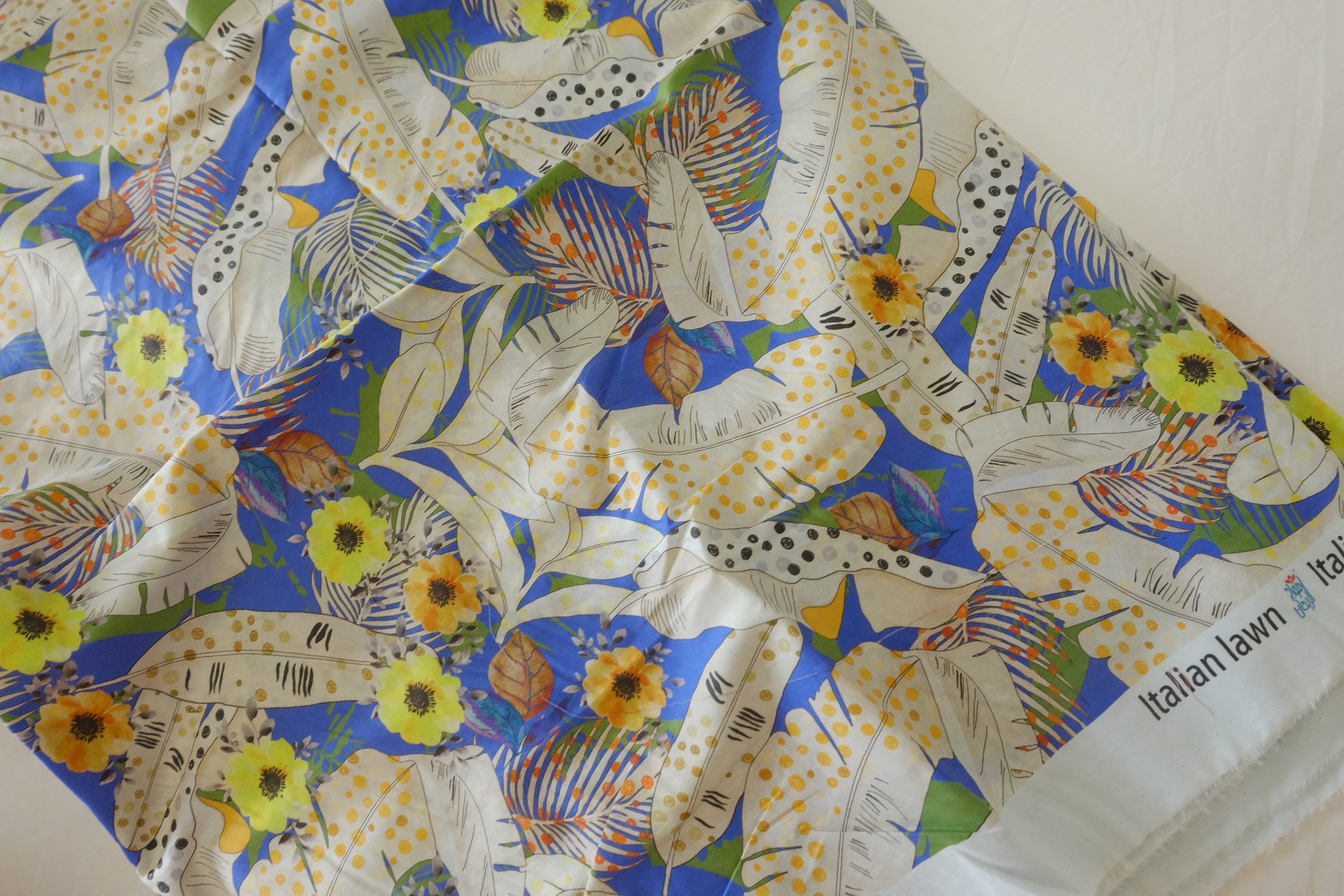 Tropical Feather Floral Lightweight Cotton Lawn Fabric –  4 yd