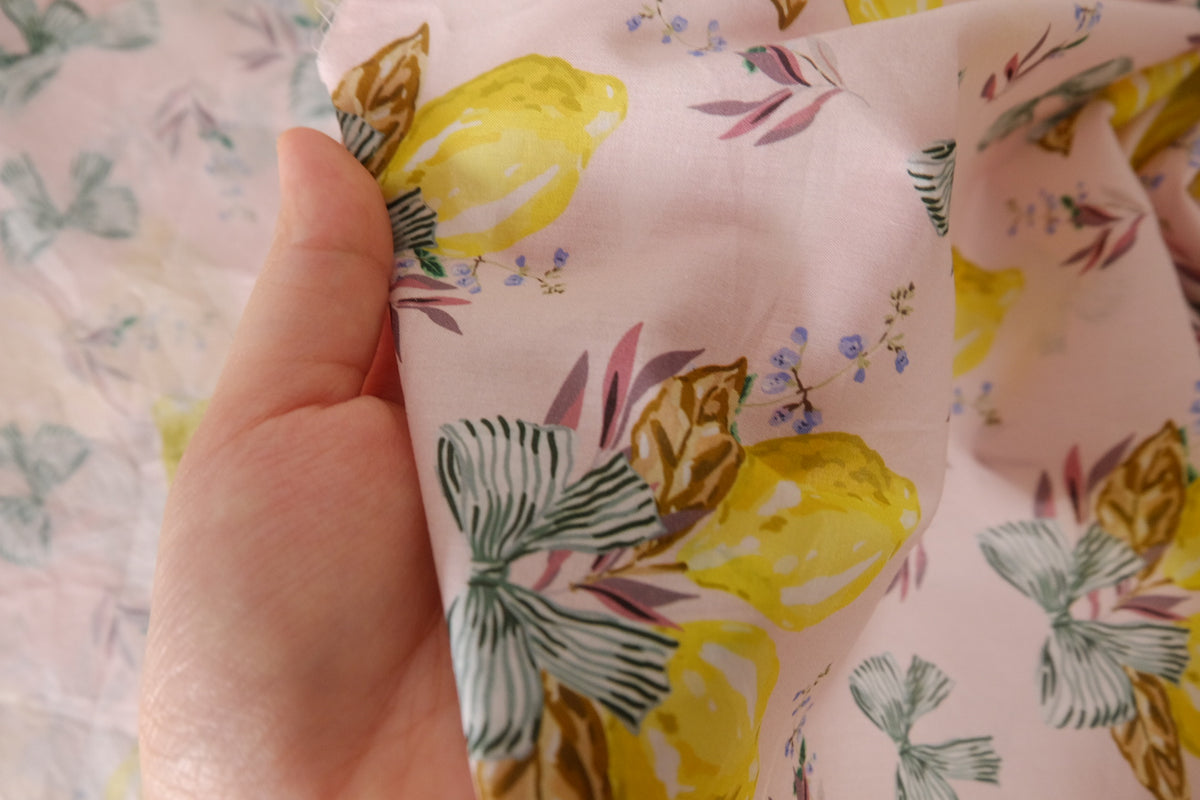 Lemon Bow Cotton Lawn — 1 yd