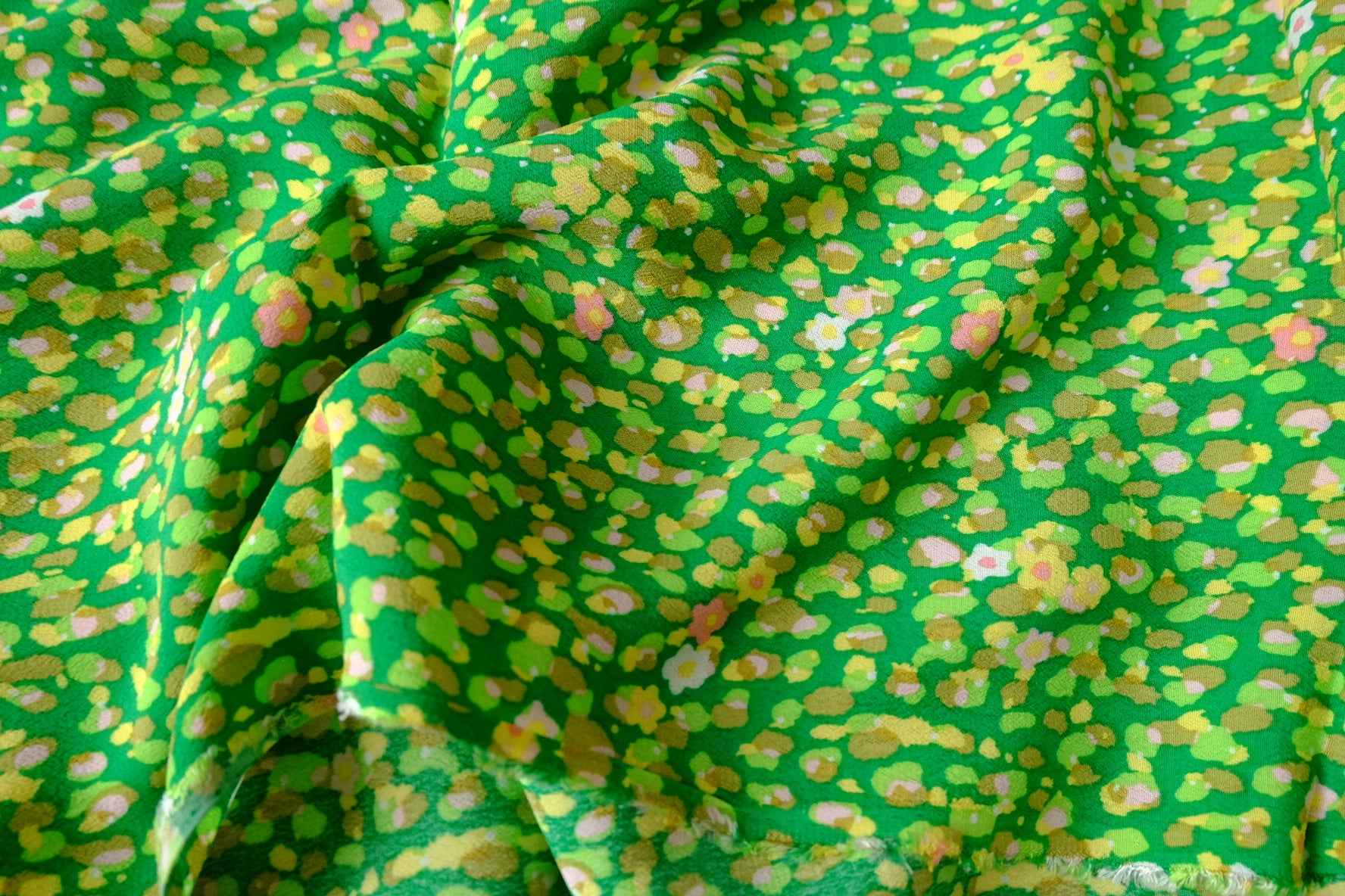 Green Retro Meadow Viscose Fabric - 1.64 Yards