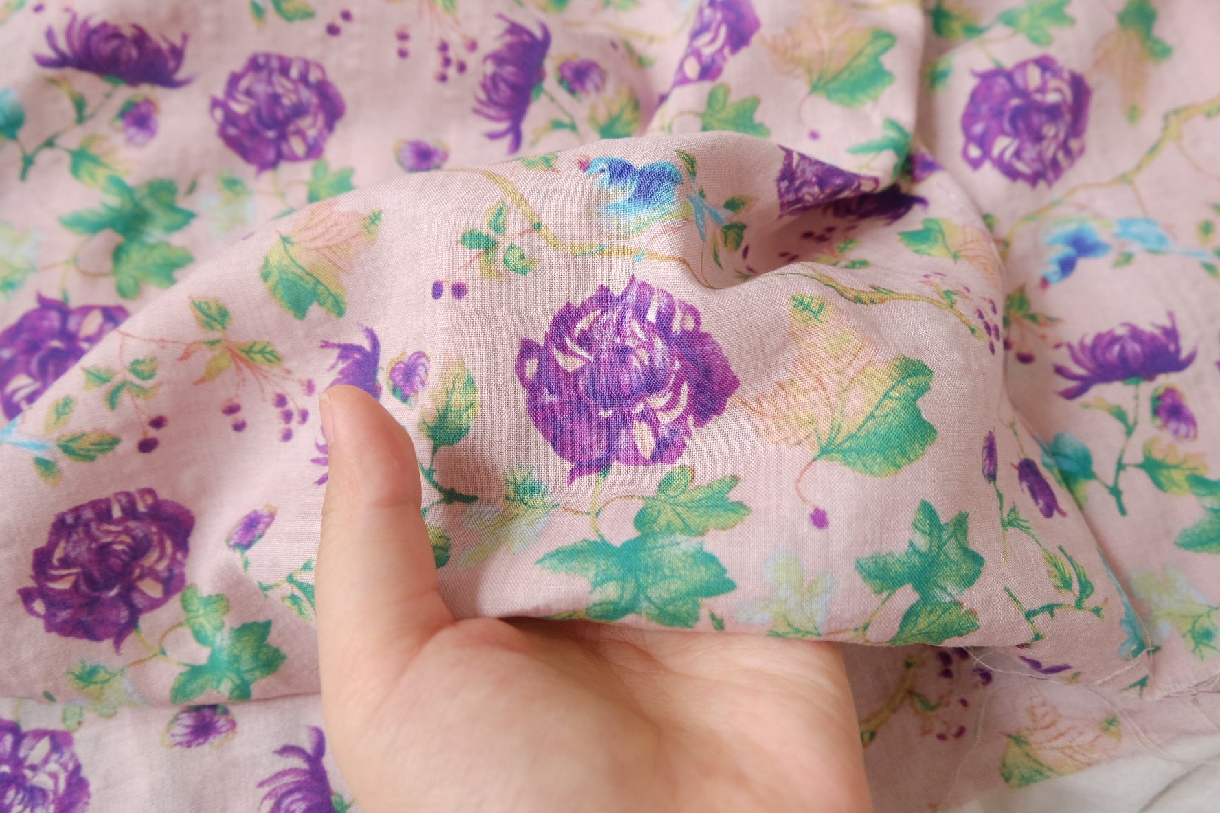 Soft Pink Floral Jacquard Cotton Fabric, 2.19 Yards