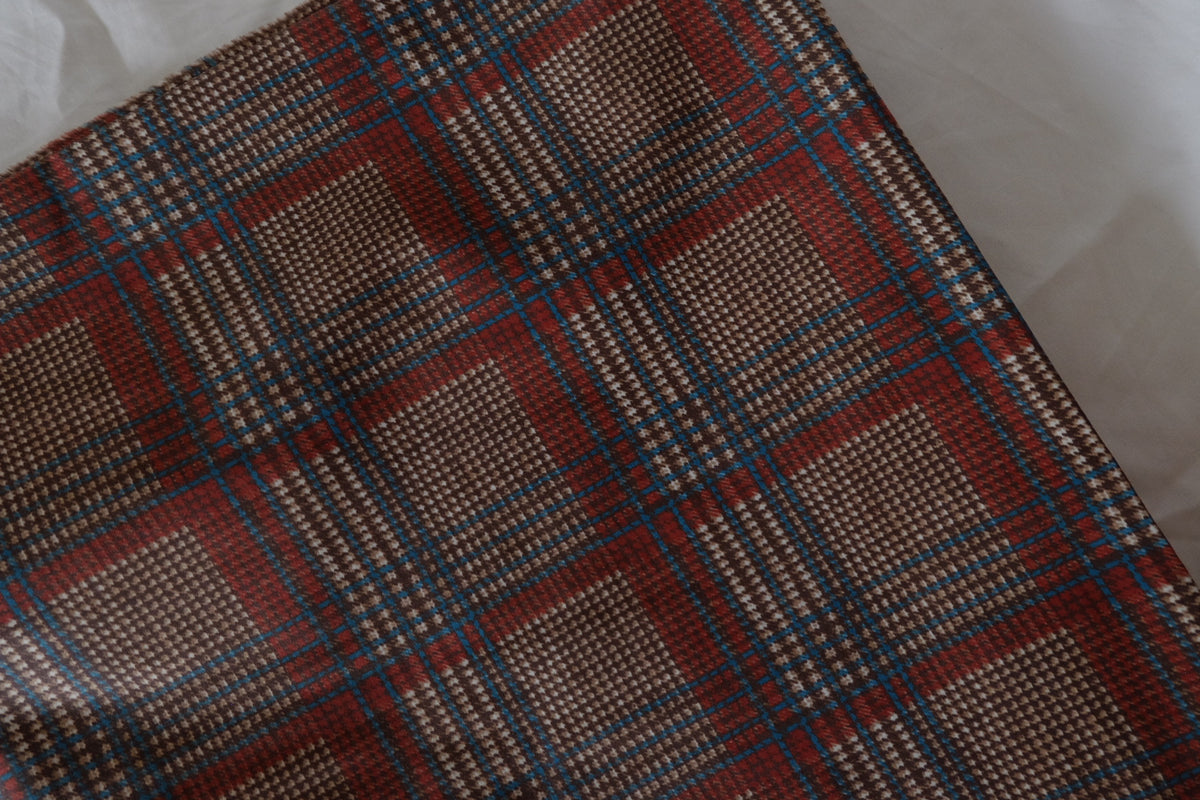 Vintage Rust Plaid – High-Count Cotton Print Fabric – 2.19 yd