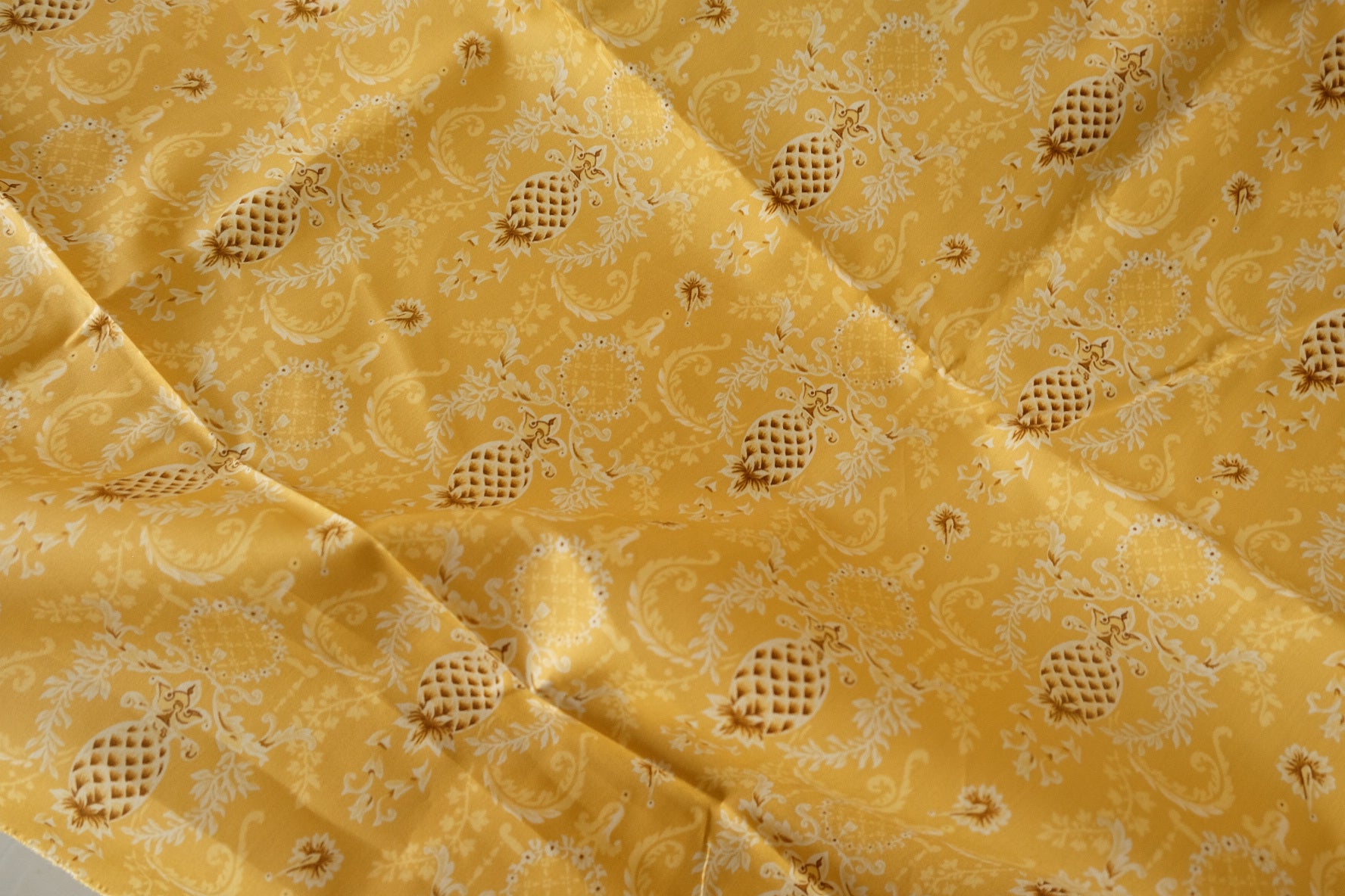 Pineapple Scroll Print Silk-Cotton Interwoven Fabric  3.28 yd Piece
