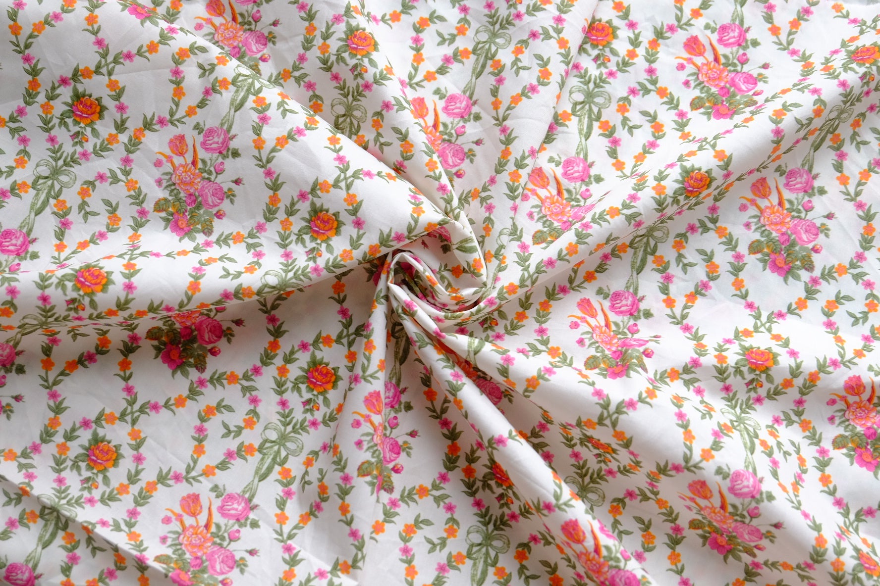 Vintage Garland Structured Cotton Poplin – 1.9 yd