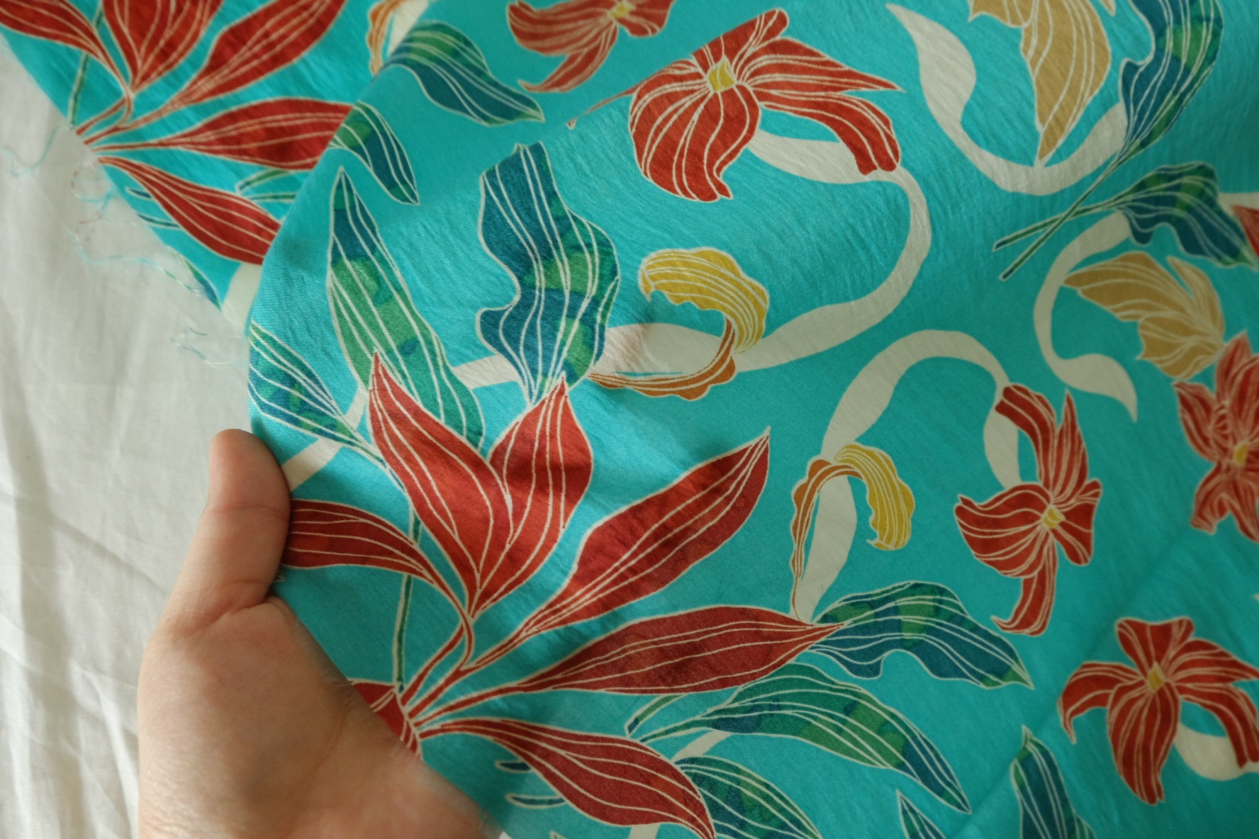 Turquoise Floral Tencel Cotton Fabric – 3.28 yd