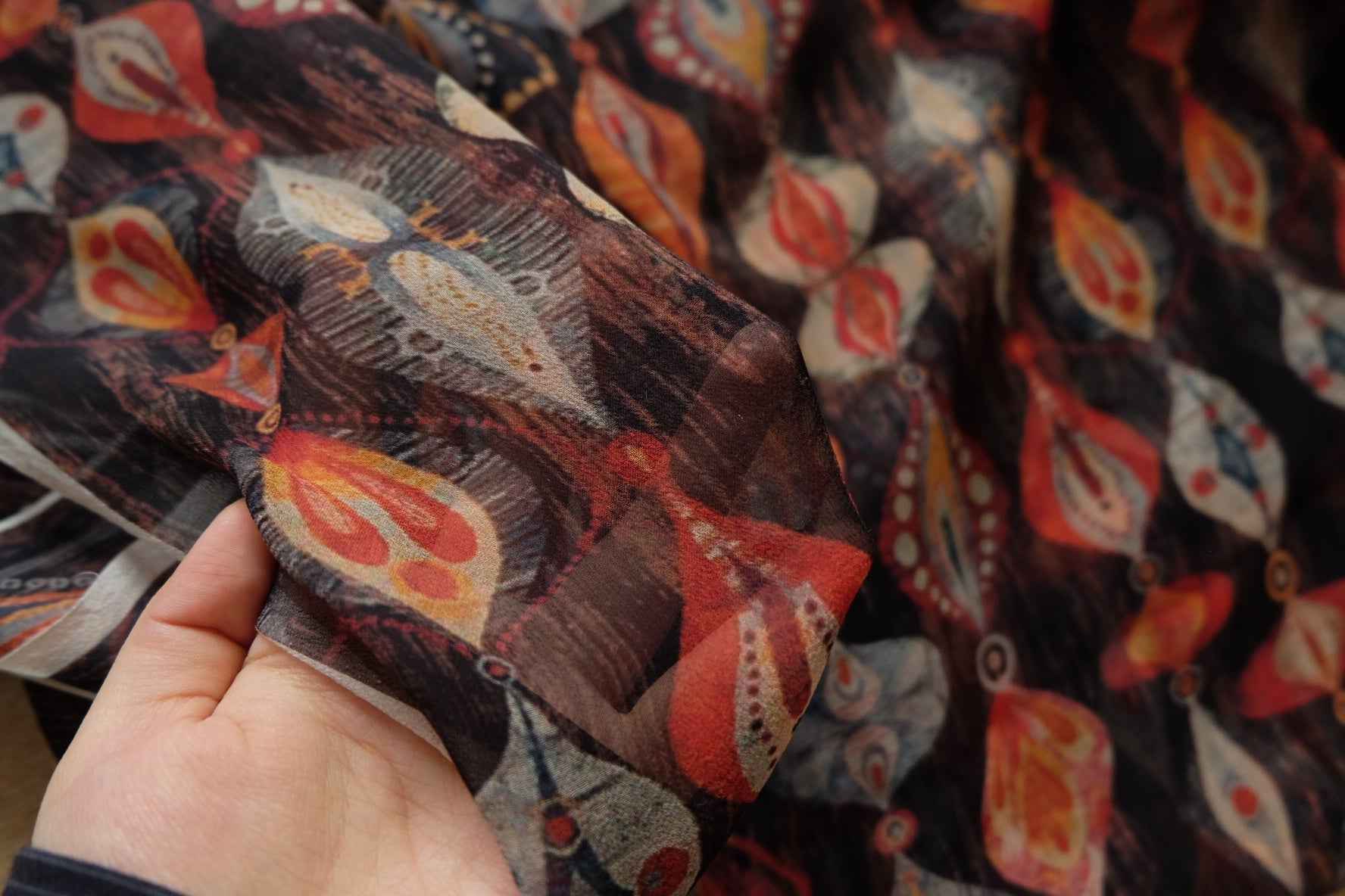 100% Mulberry Silk Georgette – Lightweight Designer Deadstock, Approx. 3 m Total - BUBBO