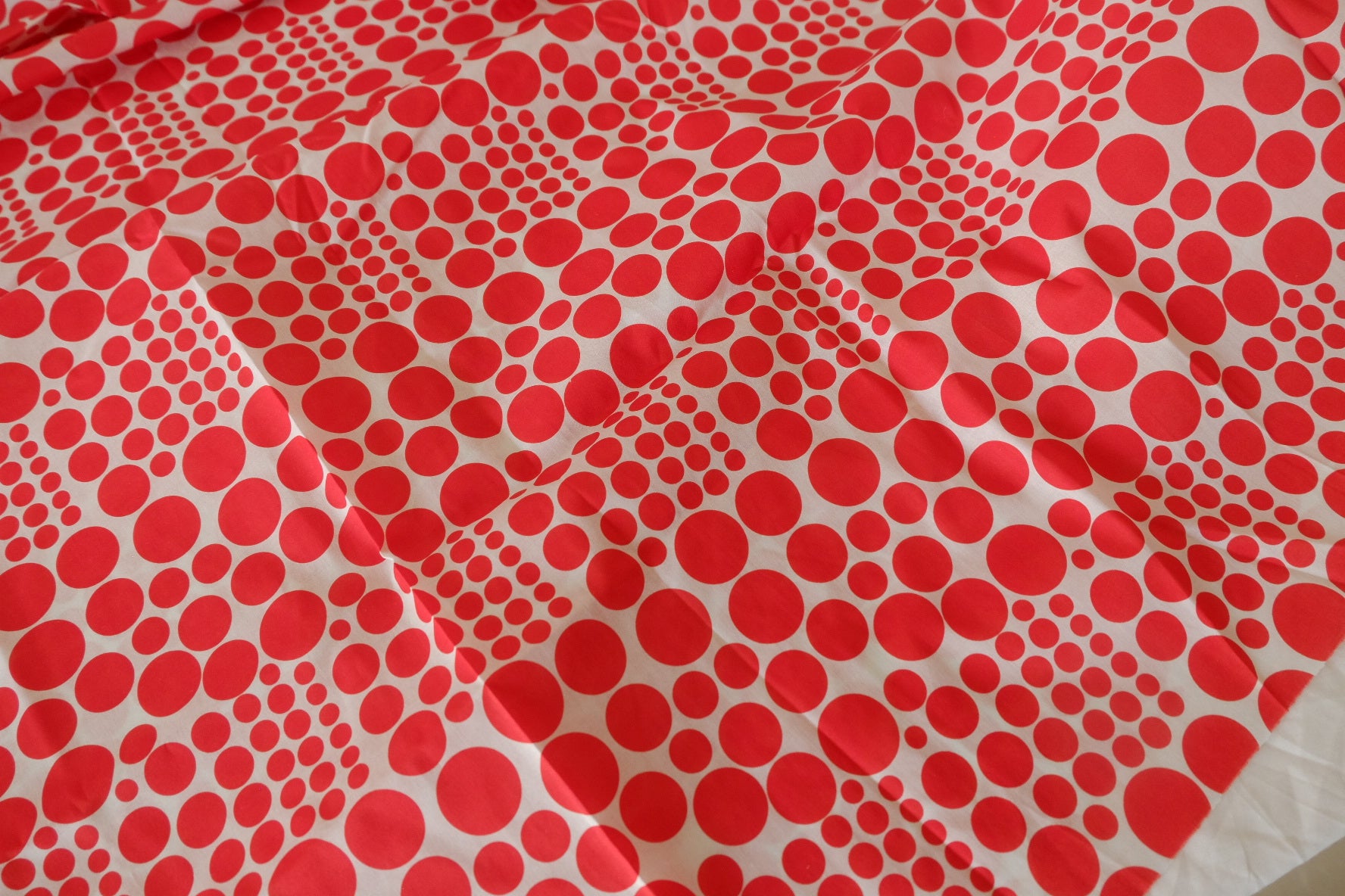 Italian Tana Lawn Coral Dot Wave Print Cotton Fabric – 1.75 yd Piece