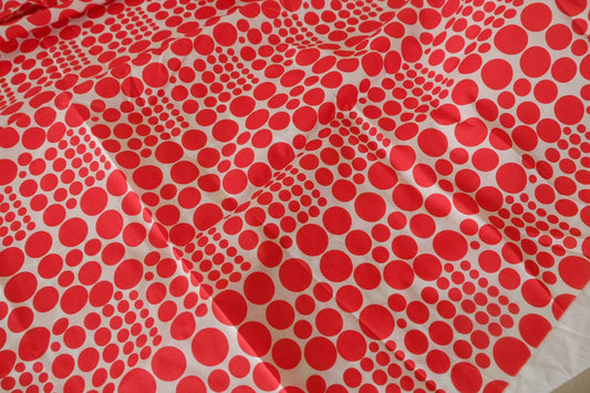 Italian Tana Lawn Coral Dot Wave Print Cotton Fabric – 1.75 yd Piece