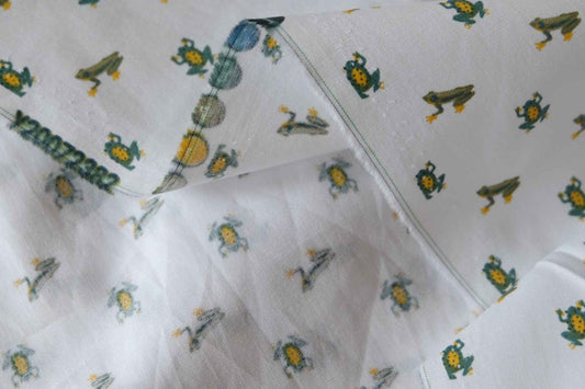 Tiny Frog 60s Cotton Poplin Fabric – 2.2 Yards