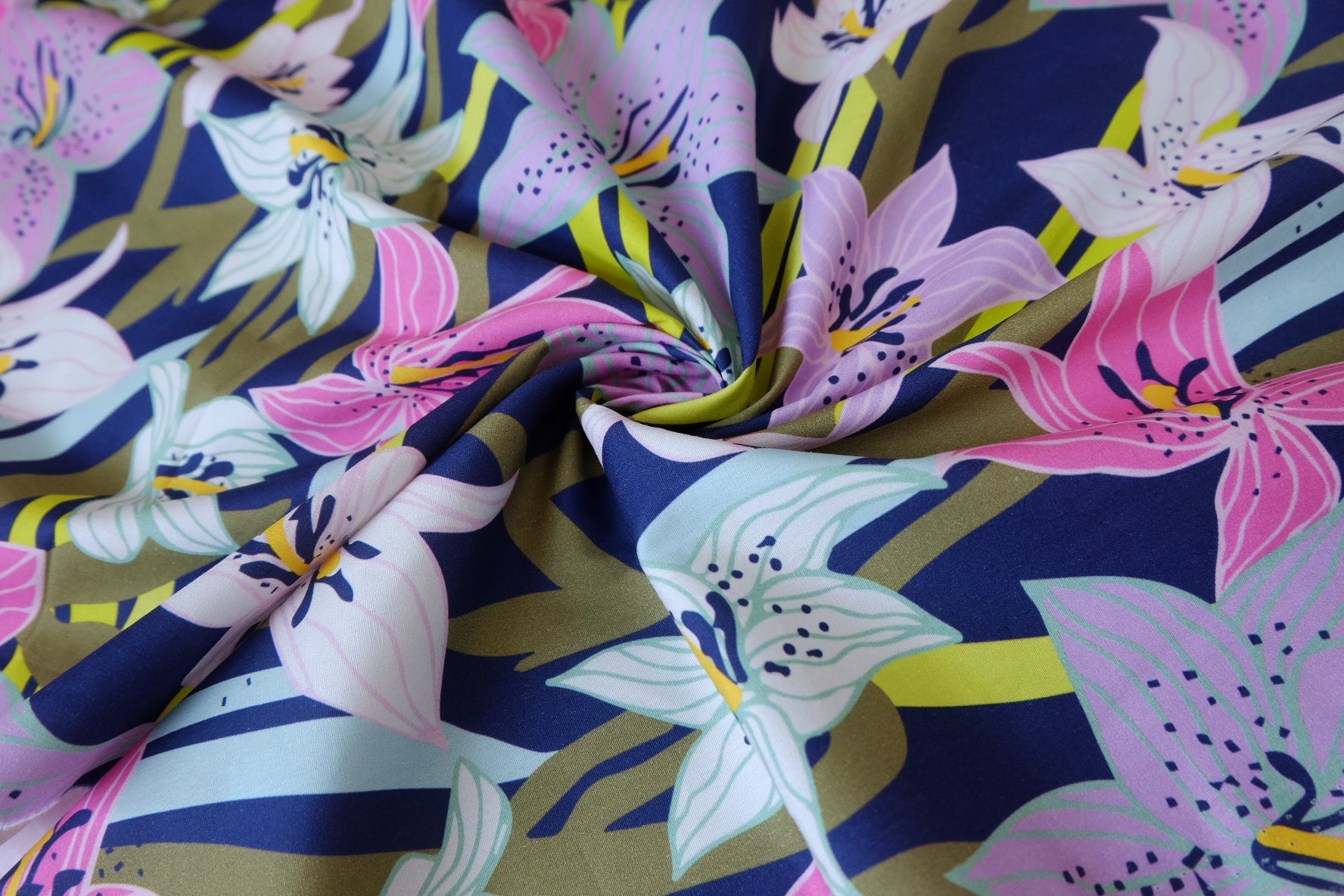 Navy Lily High-Density Cotton Poplin Fabric - 2.19 yd