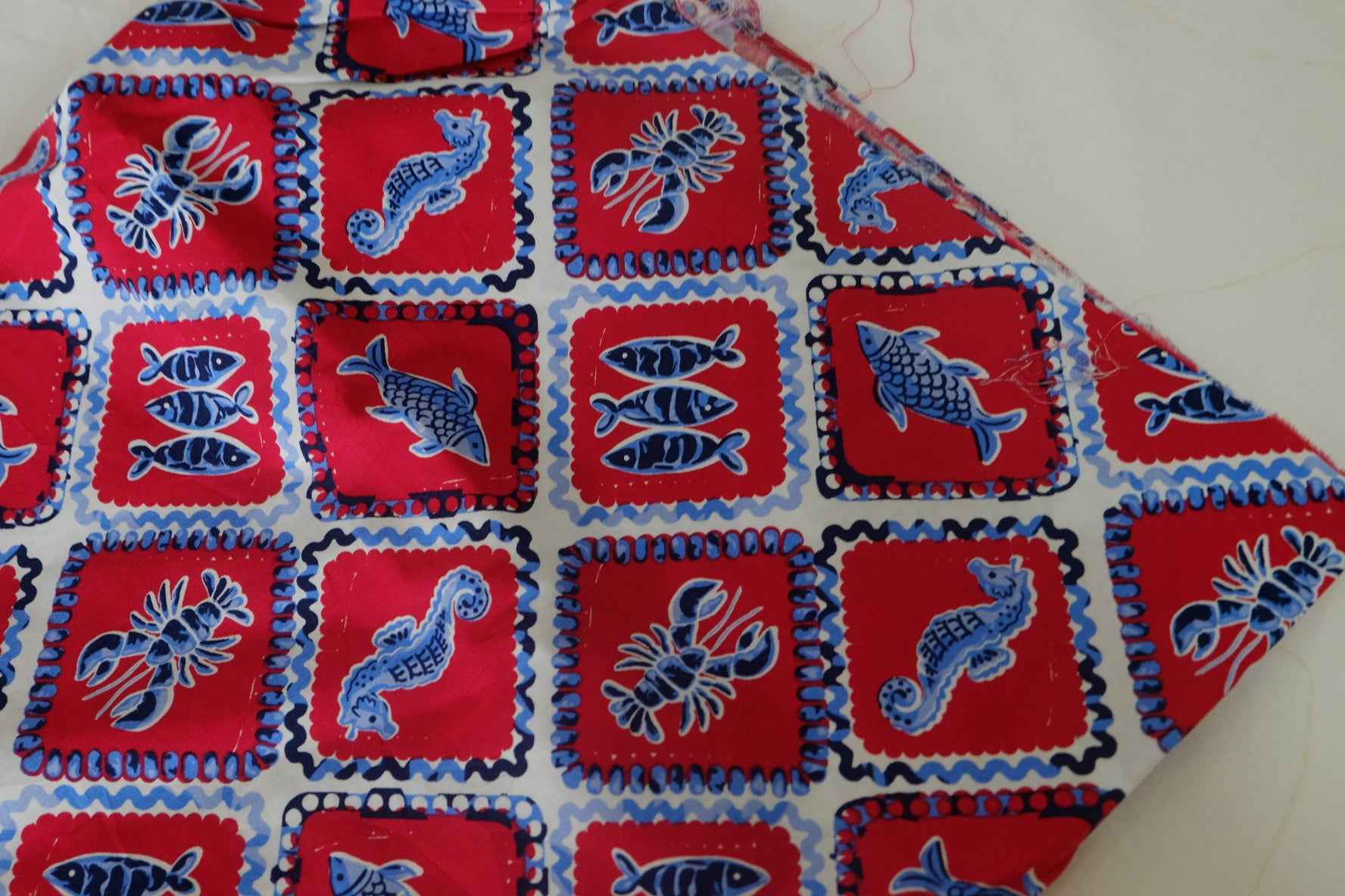 Retro Seaside Motif Cotton Poplin – 3.3 yd