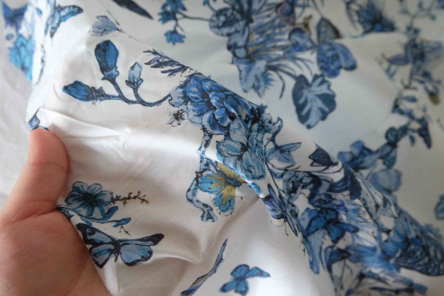 Blue Butterfly Garden Structured Cotton Poplin – 3.3 yd