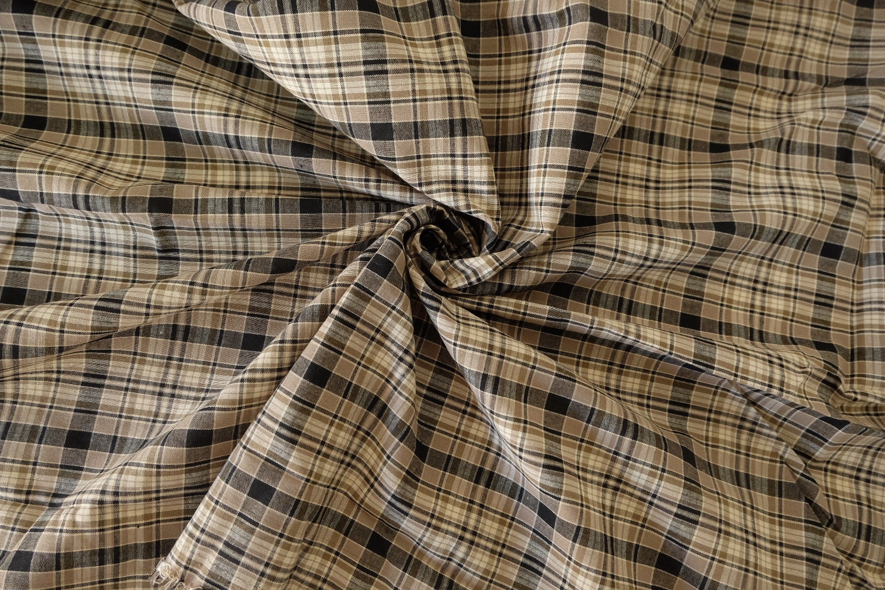 Brown Black Yarn-Dyed Plaid Cotton Fabric – 3.3 yd