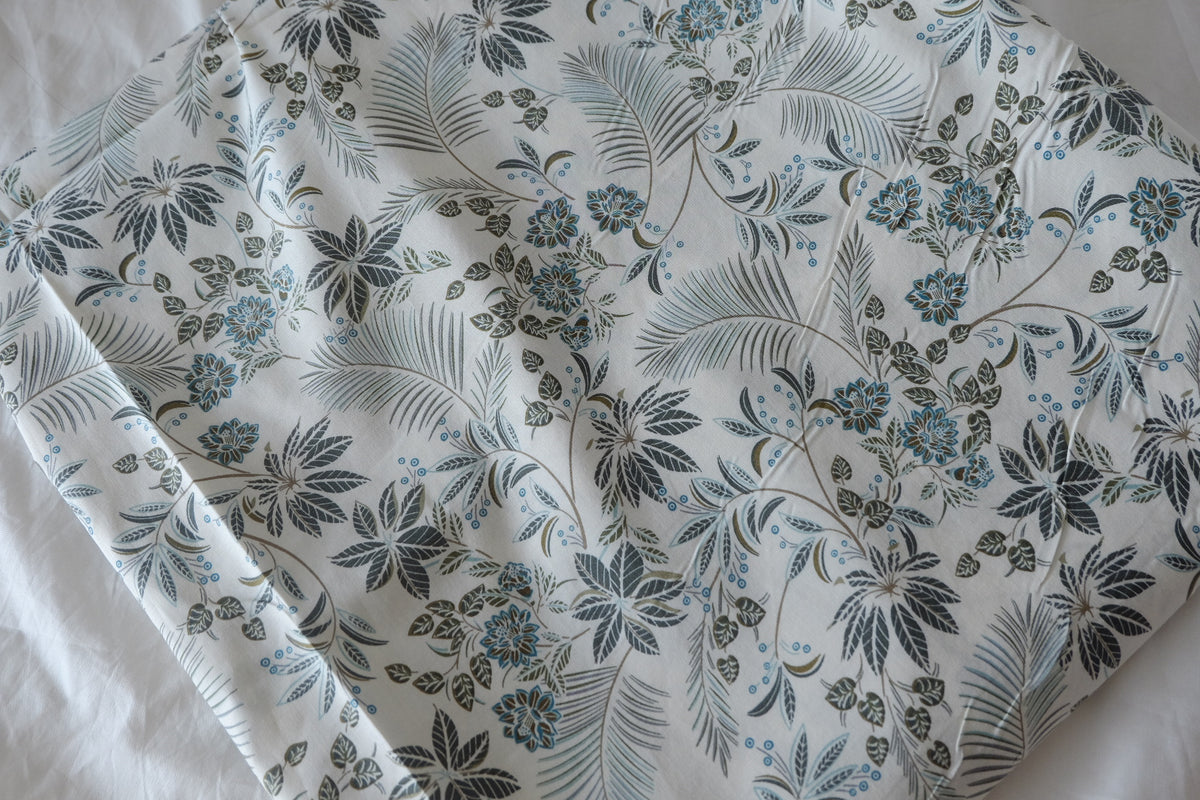 Quiet Tropical Garden – Cotton Print Fabric – 2.84 yd