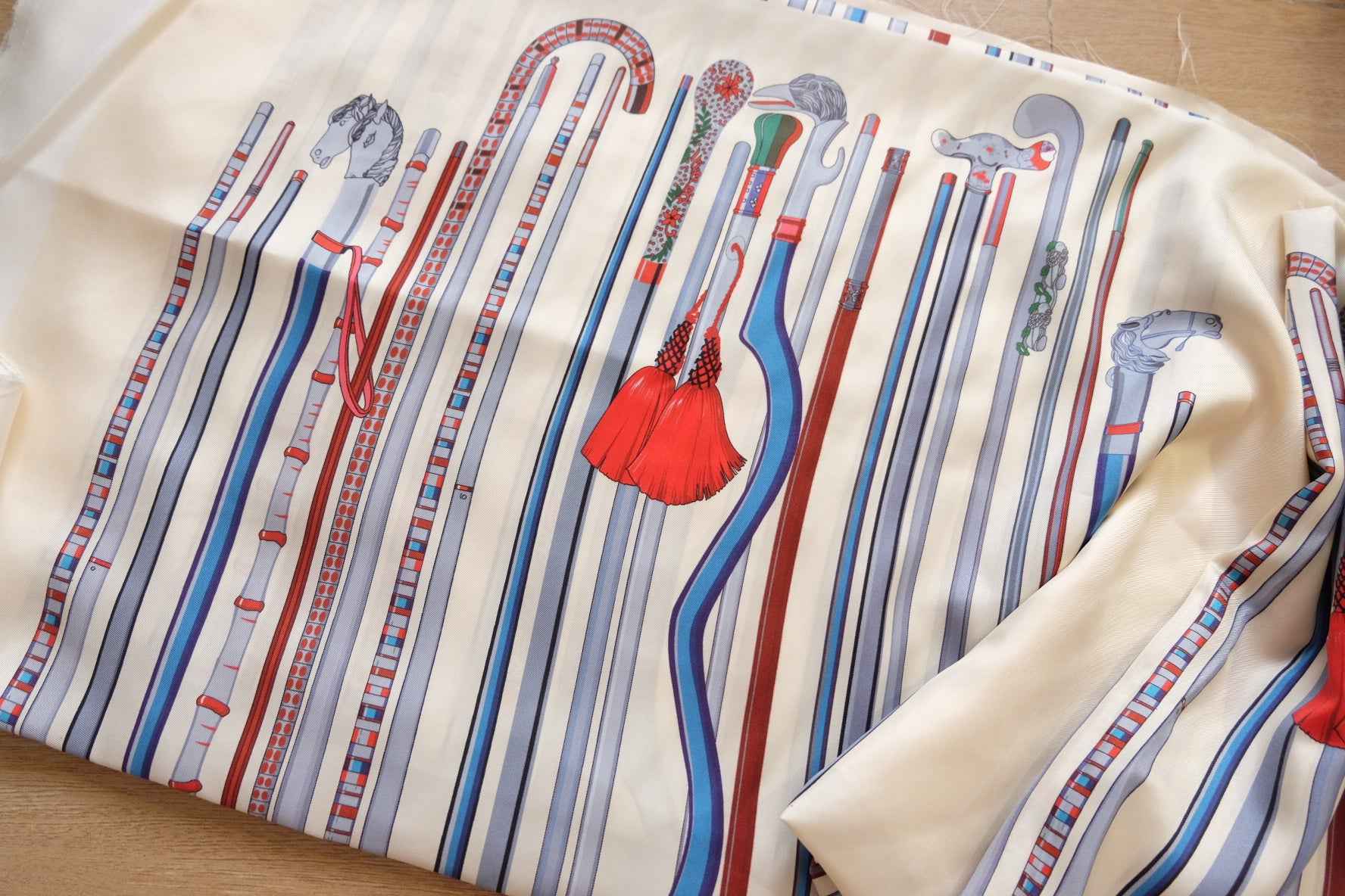 15 Momme Silk Twill Fabric with Vintage Scepter Print – Approx. 2 Yards - BUBBO