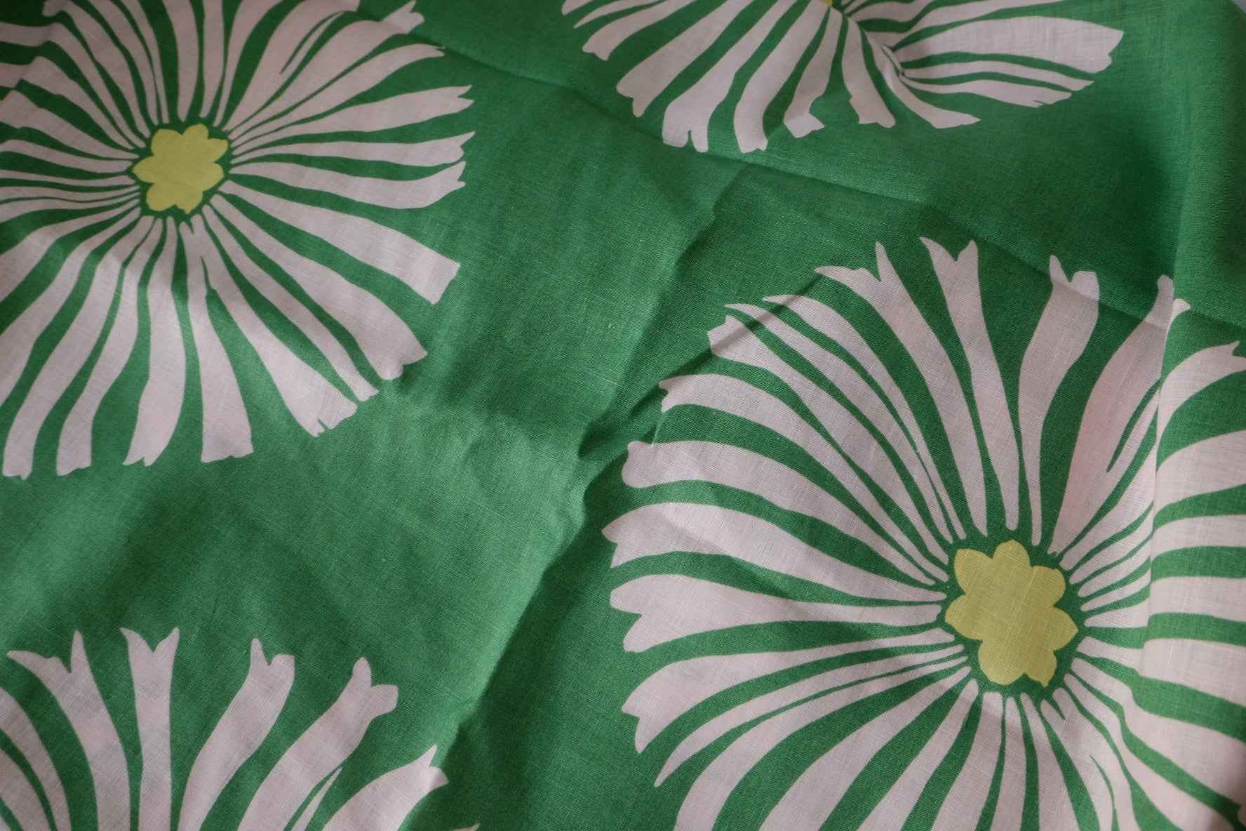 Green Oversized Floral Pure Linen Fabric – 2.2 yd