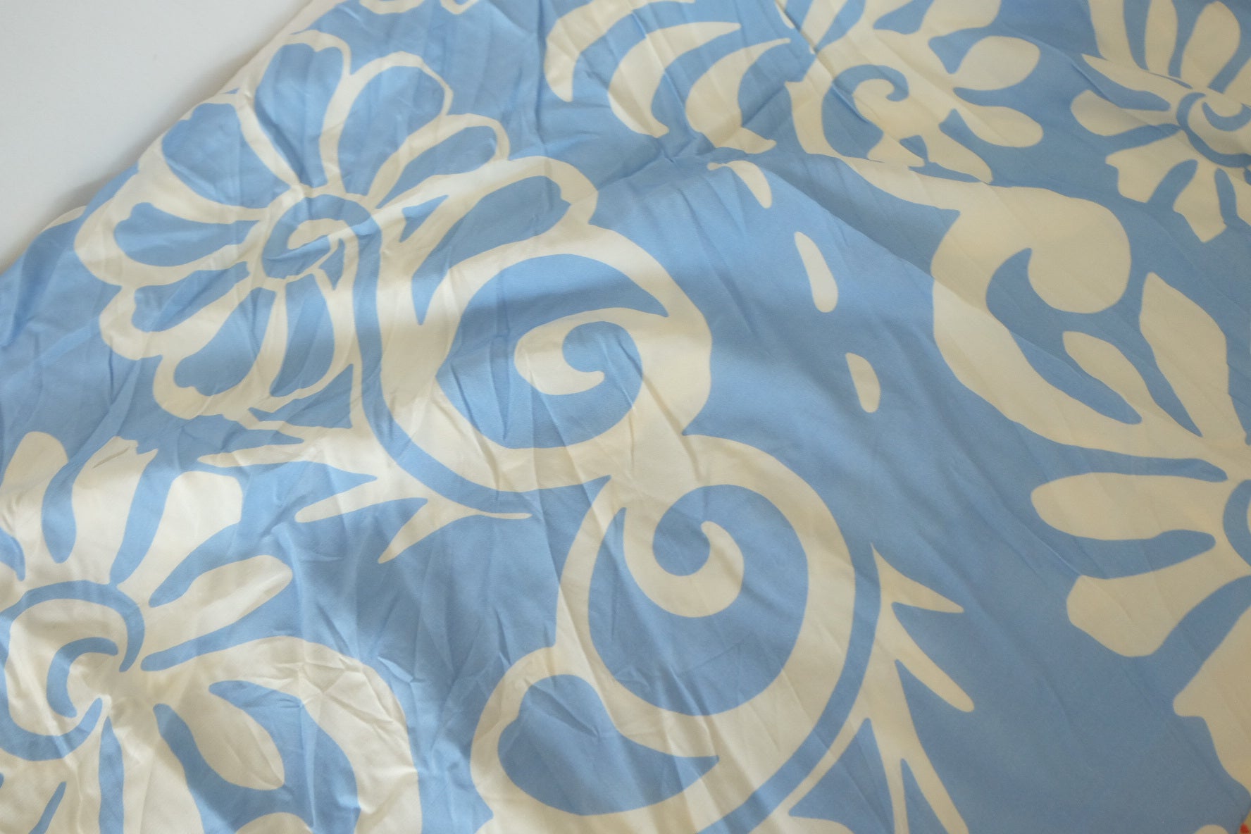Blue Cream Cupro Cotton Sateen-Like Fabric - 3.3 yd