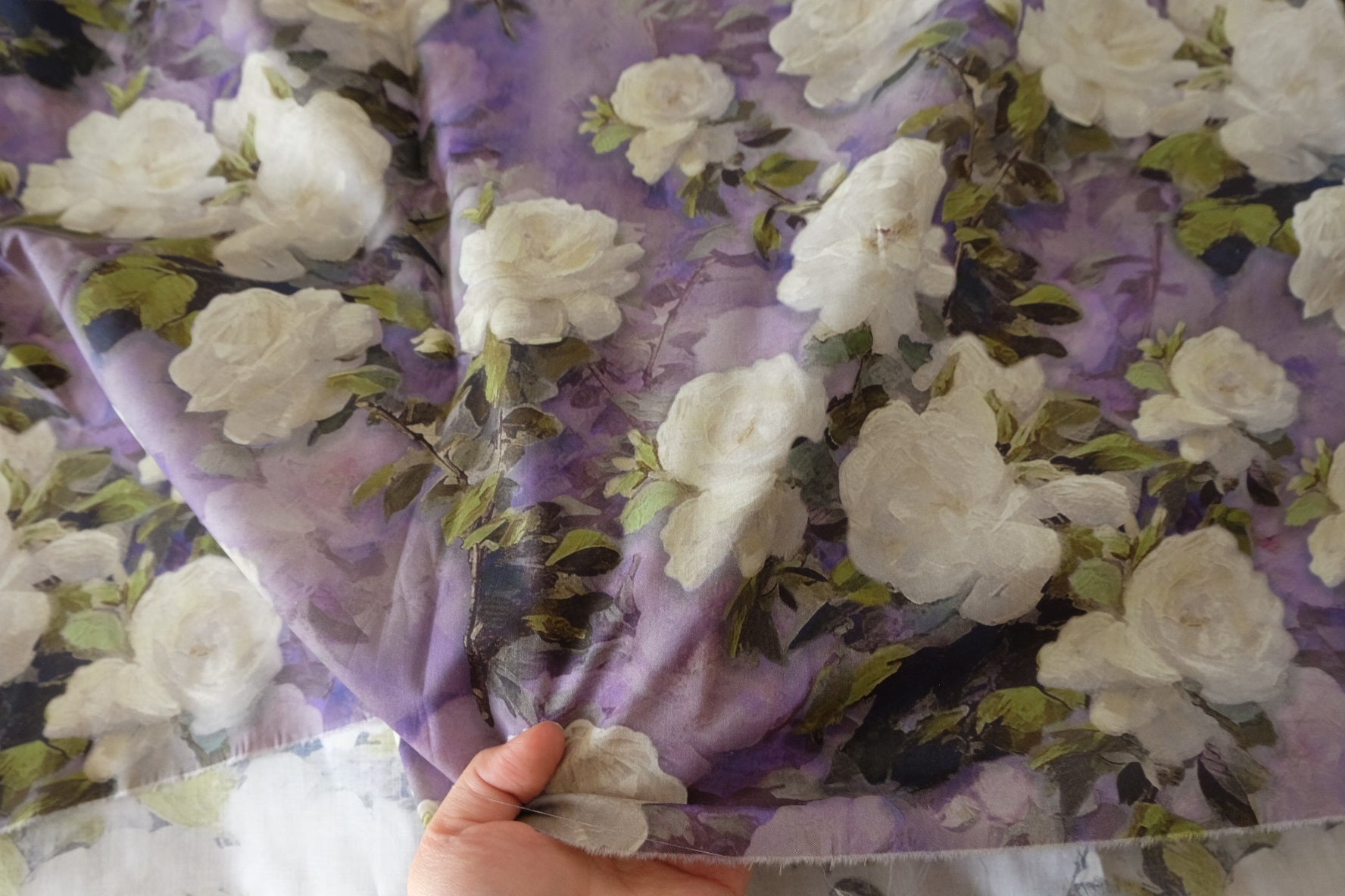 Painterly White Rose 60s Cotton Poplin Fabric - Per Meter