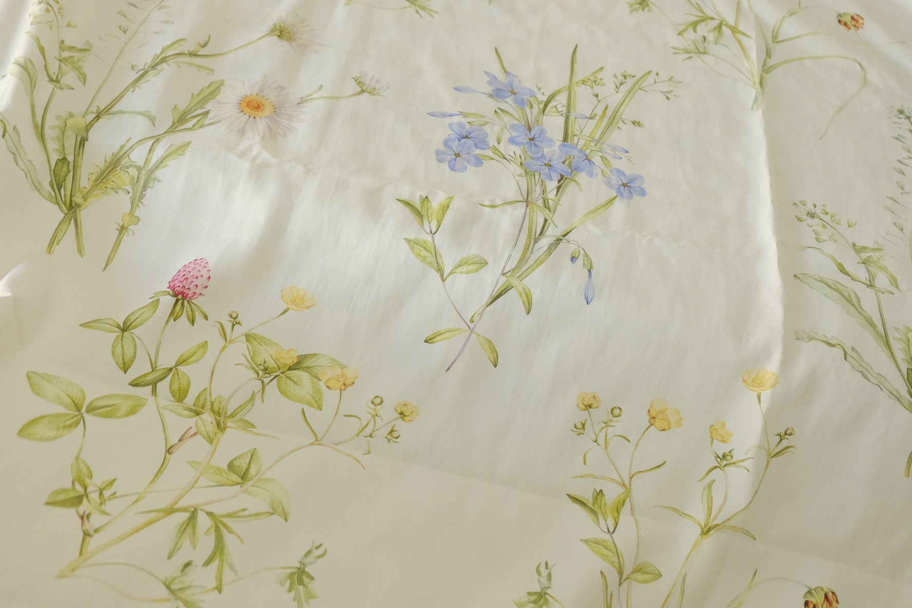 Botanical Cupro Linen Fabric – 3.3 yd